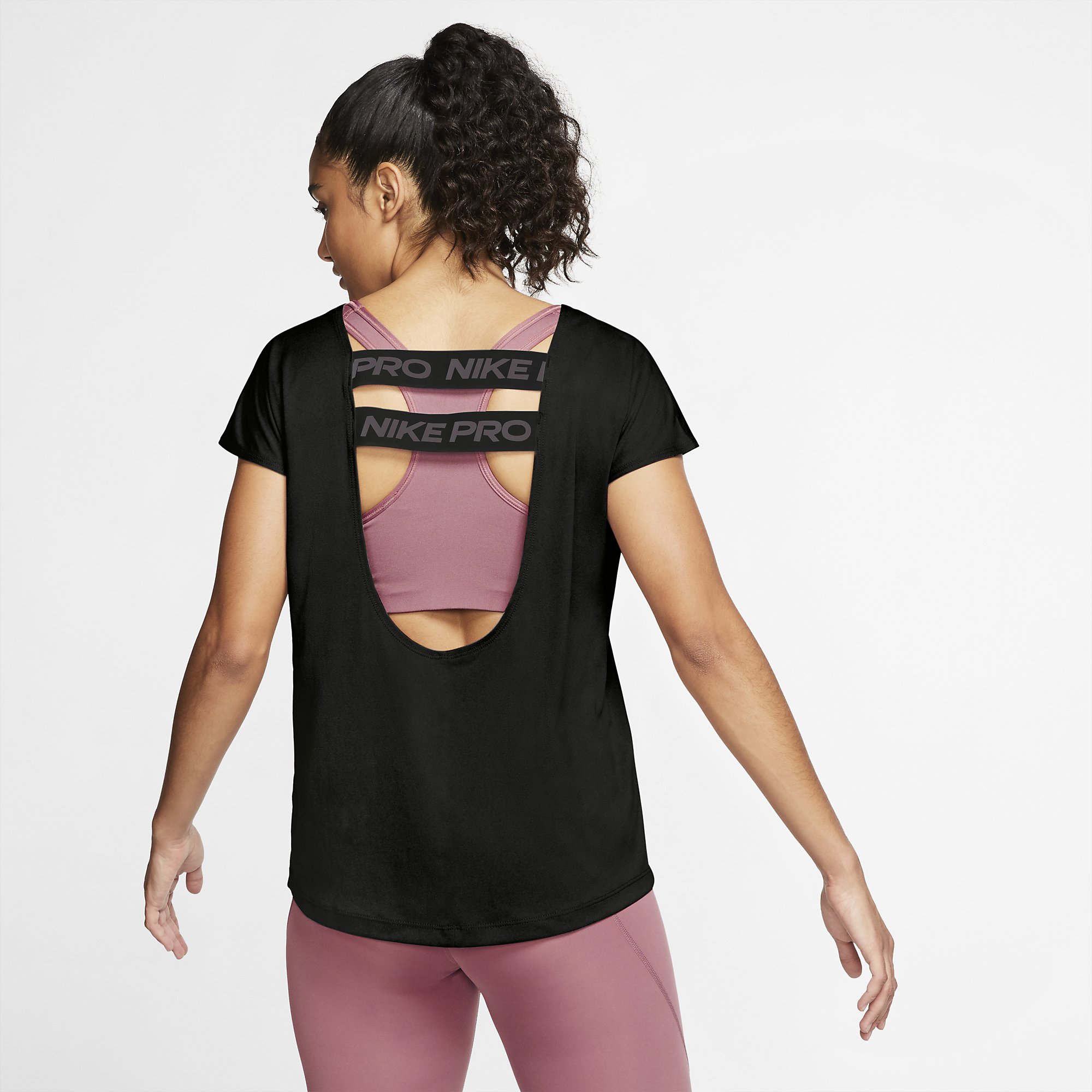 Nike Pro Dri-Fit Elastika Short-Sleeve Essential Kadın Tişört