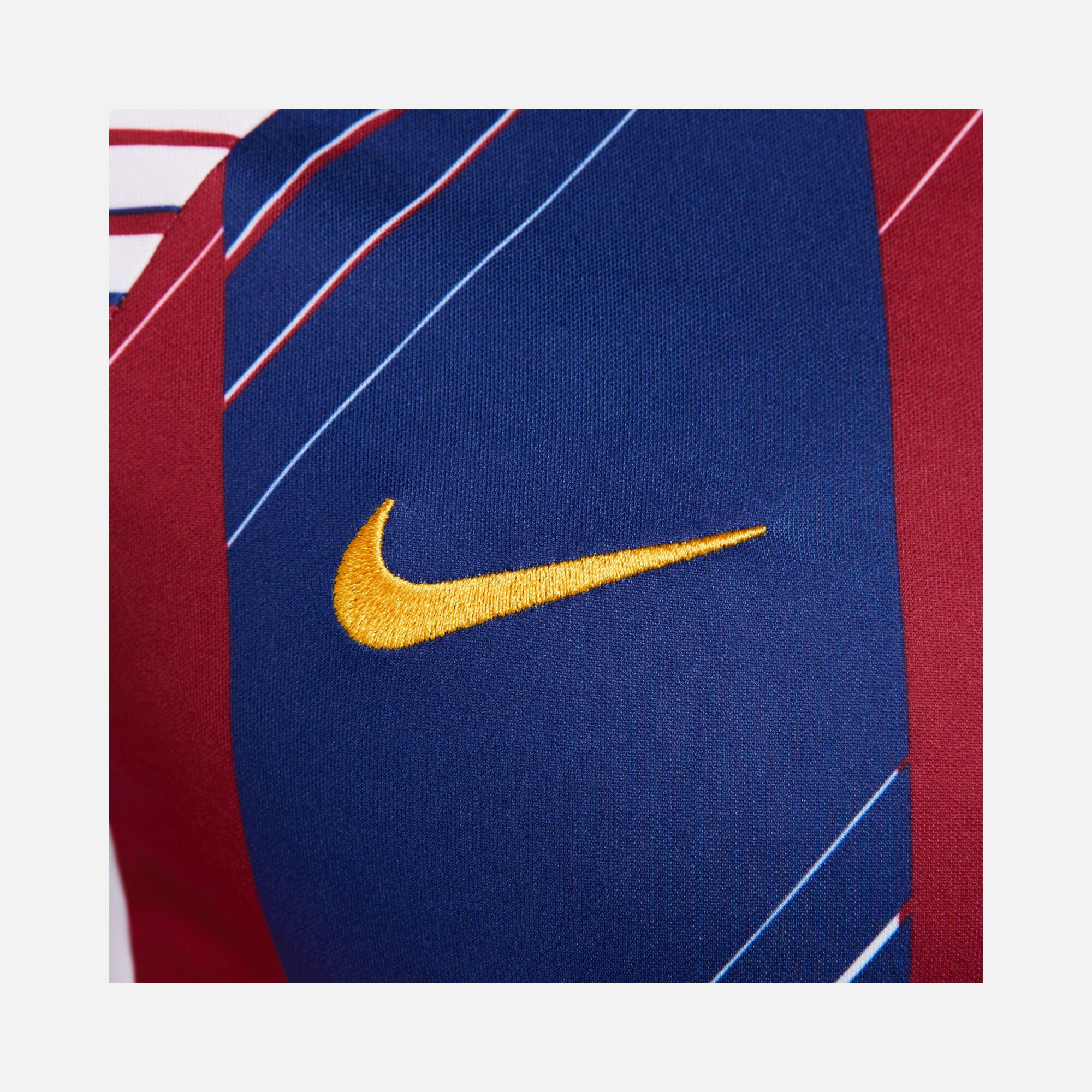 Nike FC Barcelona Academy Pro Dri-Fit Pre-Match Football Short-Sleeve Erkek Tişört
