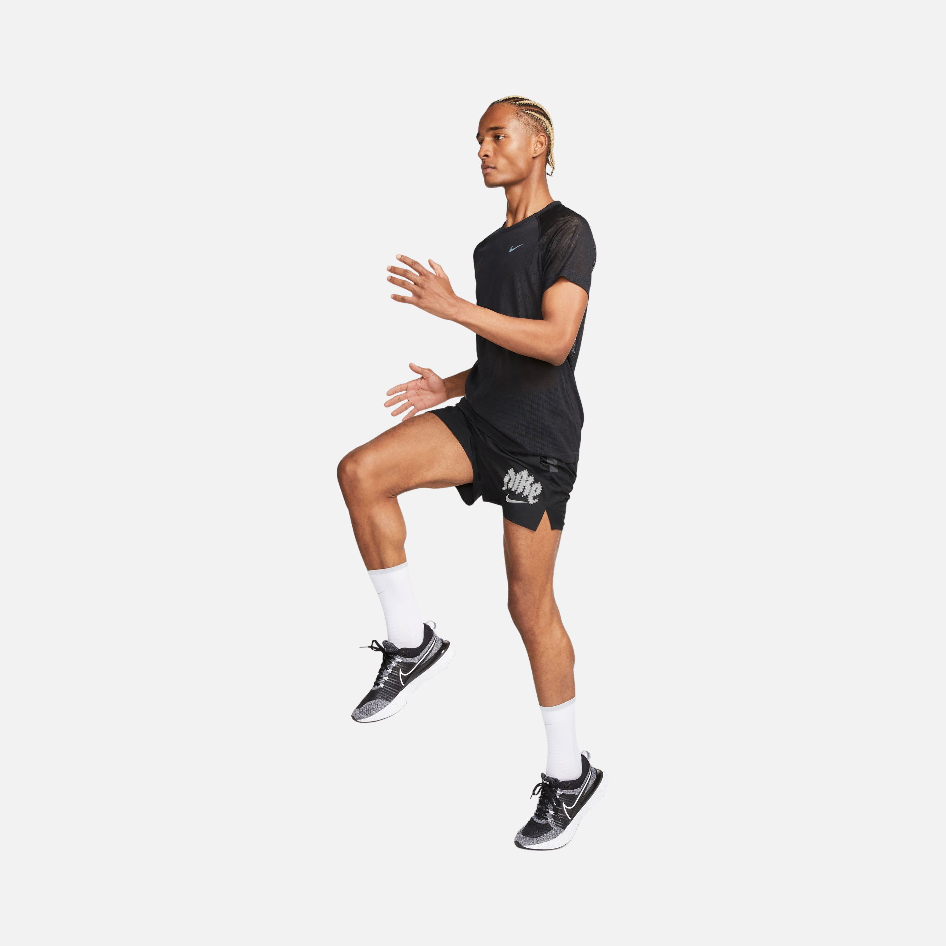 Nike Dri-Fit ADV Run Division TechKnit FW23 Running Short-Sleeve Erkek Tişört