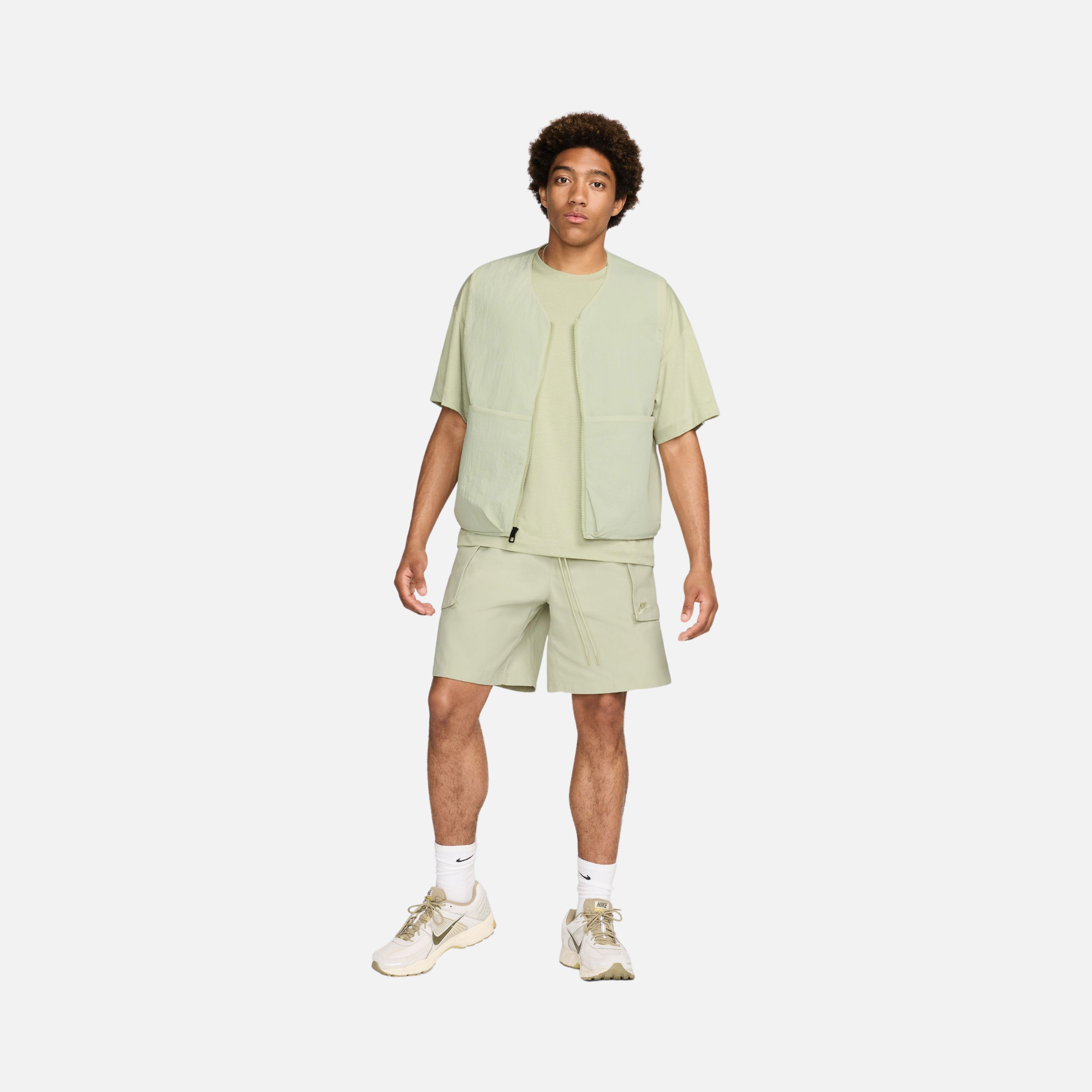 Nike Sportswear Tech Pack 10" (25.5cm approx.) Woven Utility Erkek Şort