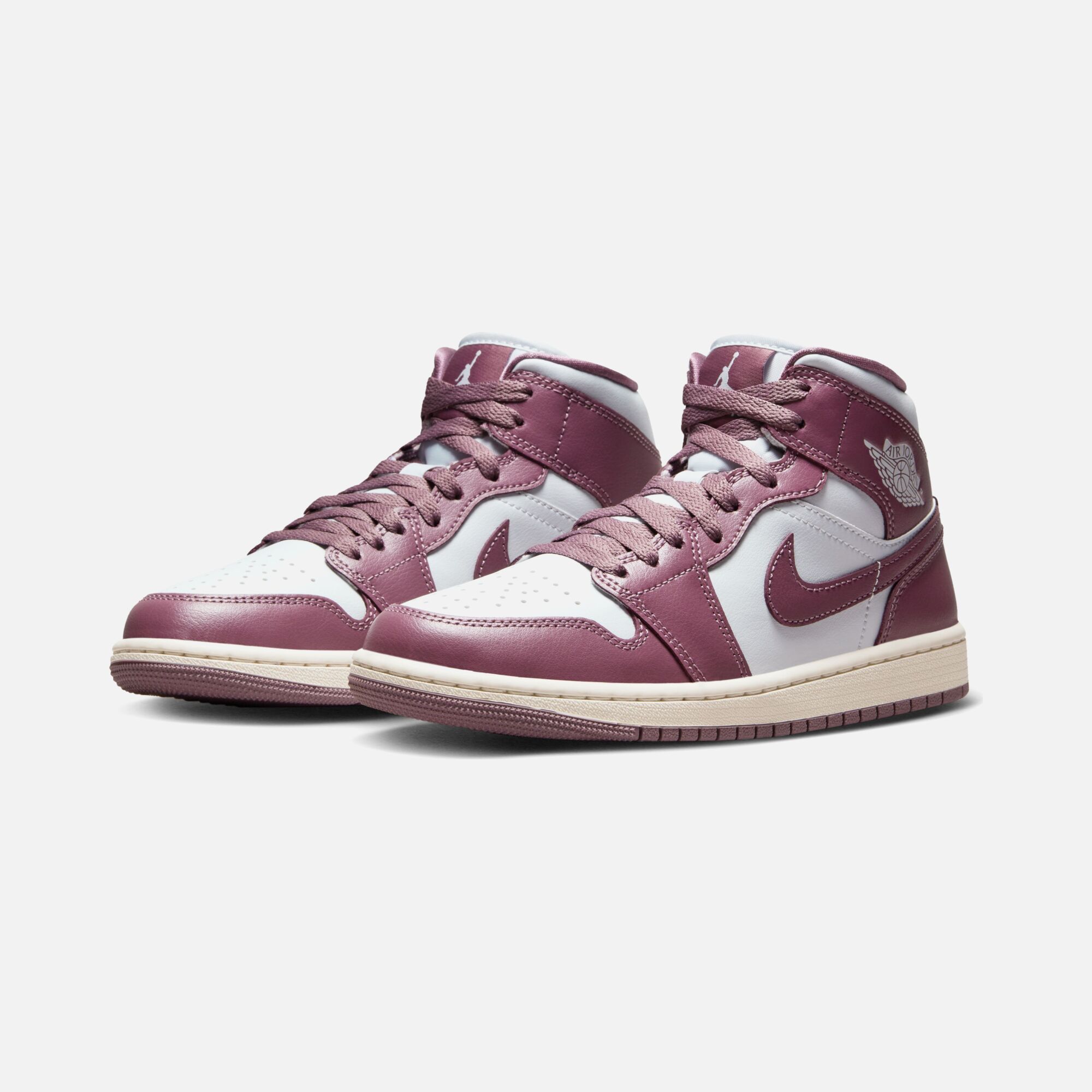 Nike Air Jordan 1 Mid Kadın Spor Ayakkabı