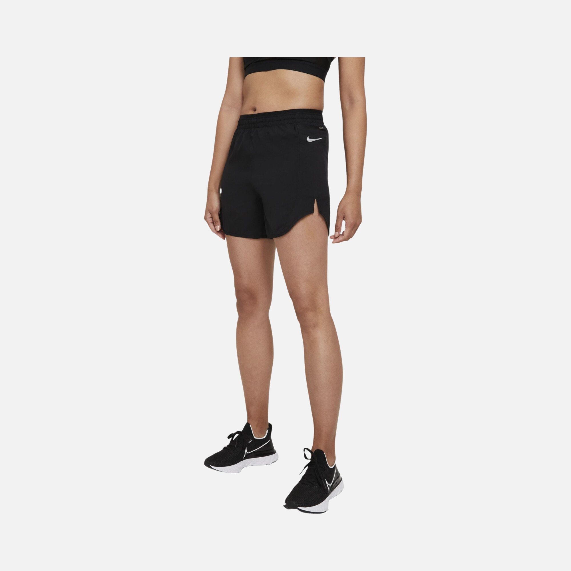 Nike Tempo Luxe 5in Running Kadın Şort