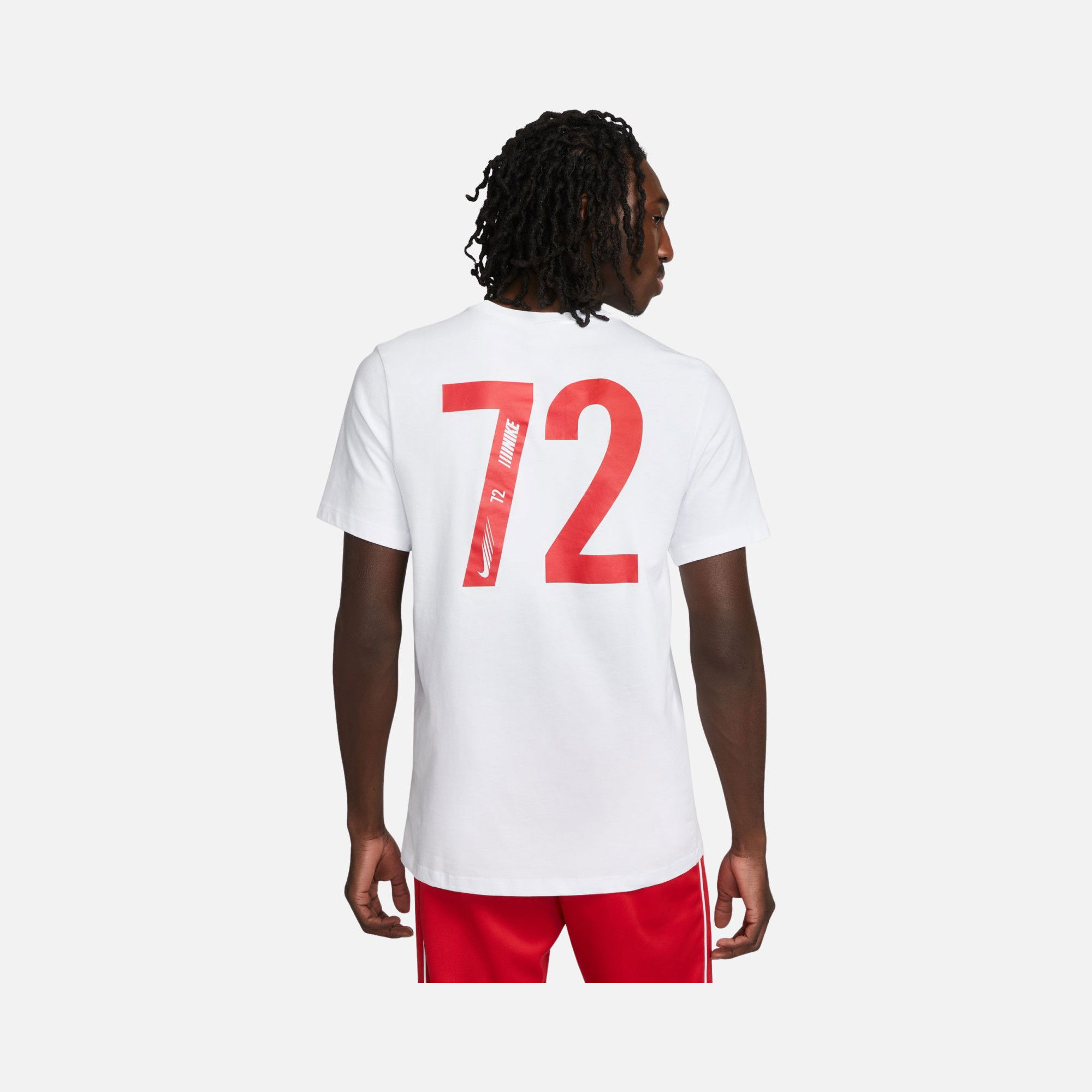 Nike Sportswear Standard Issue Short-Sleeve Erkek Tişört