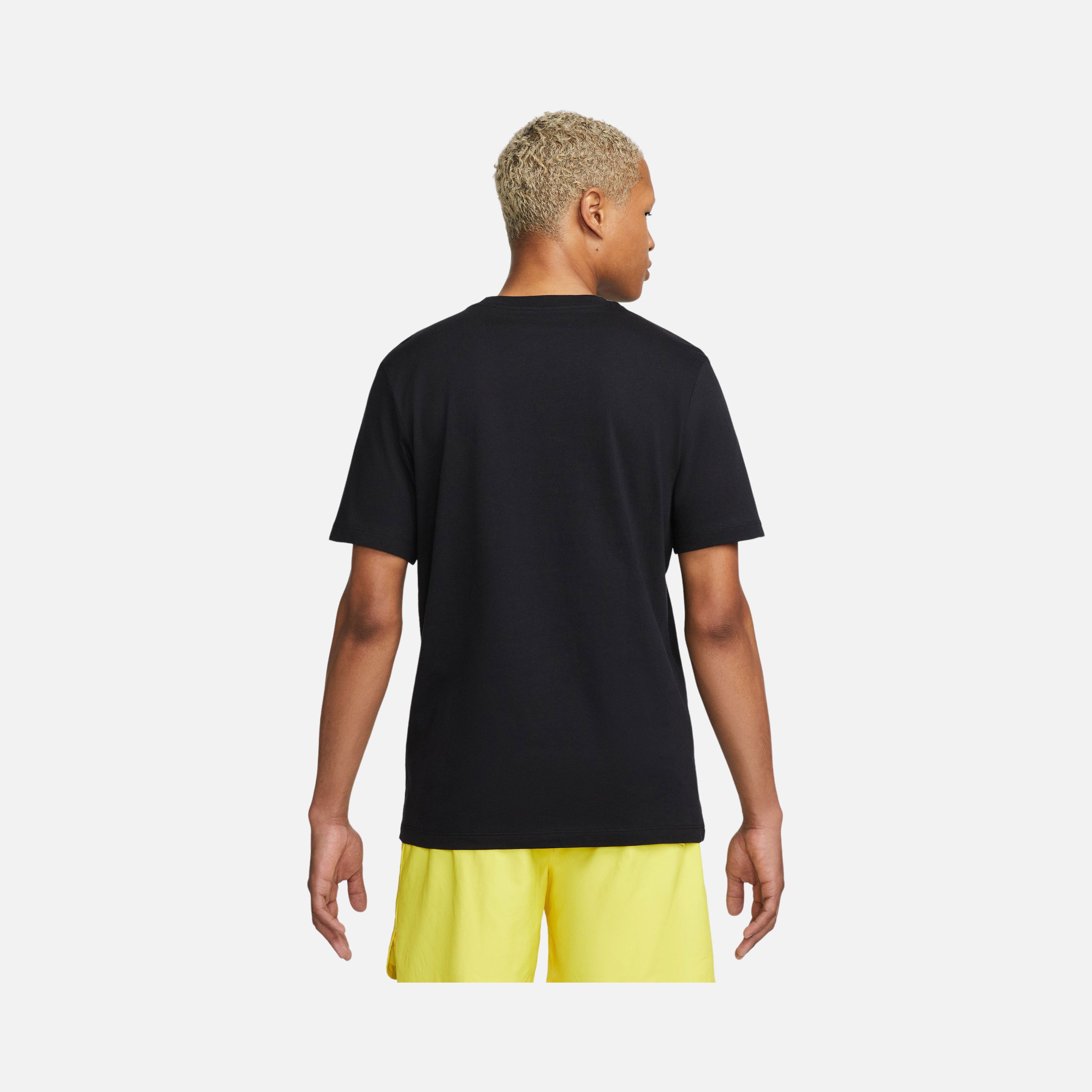 Nike Sportswear Athletic Arts Club Short-Sleeve Erkek Tişört