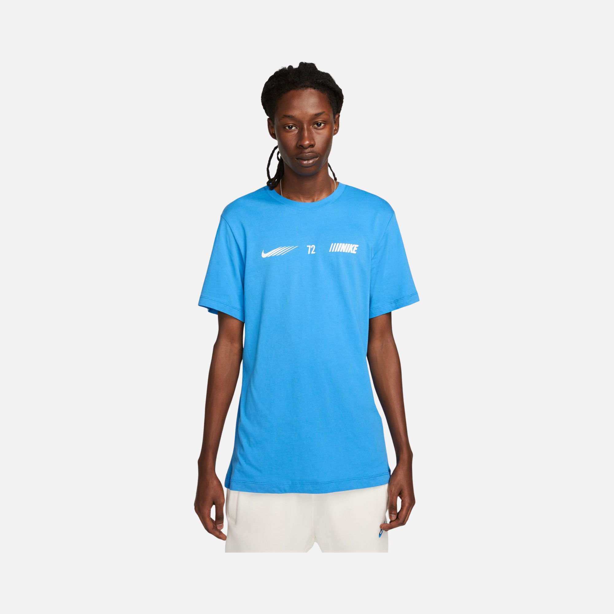 Nike Sportswear Standard Issue Short-Sleeve Erkek Tişört
