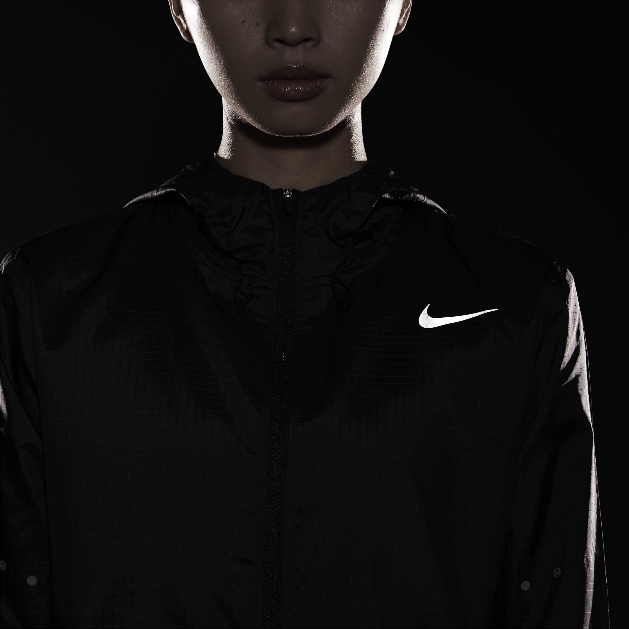 Nike Essential Flash Full-Zip Hoodie Kadın Ceket