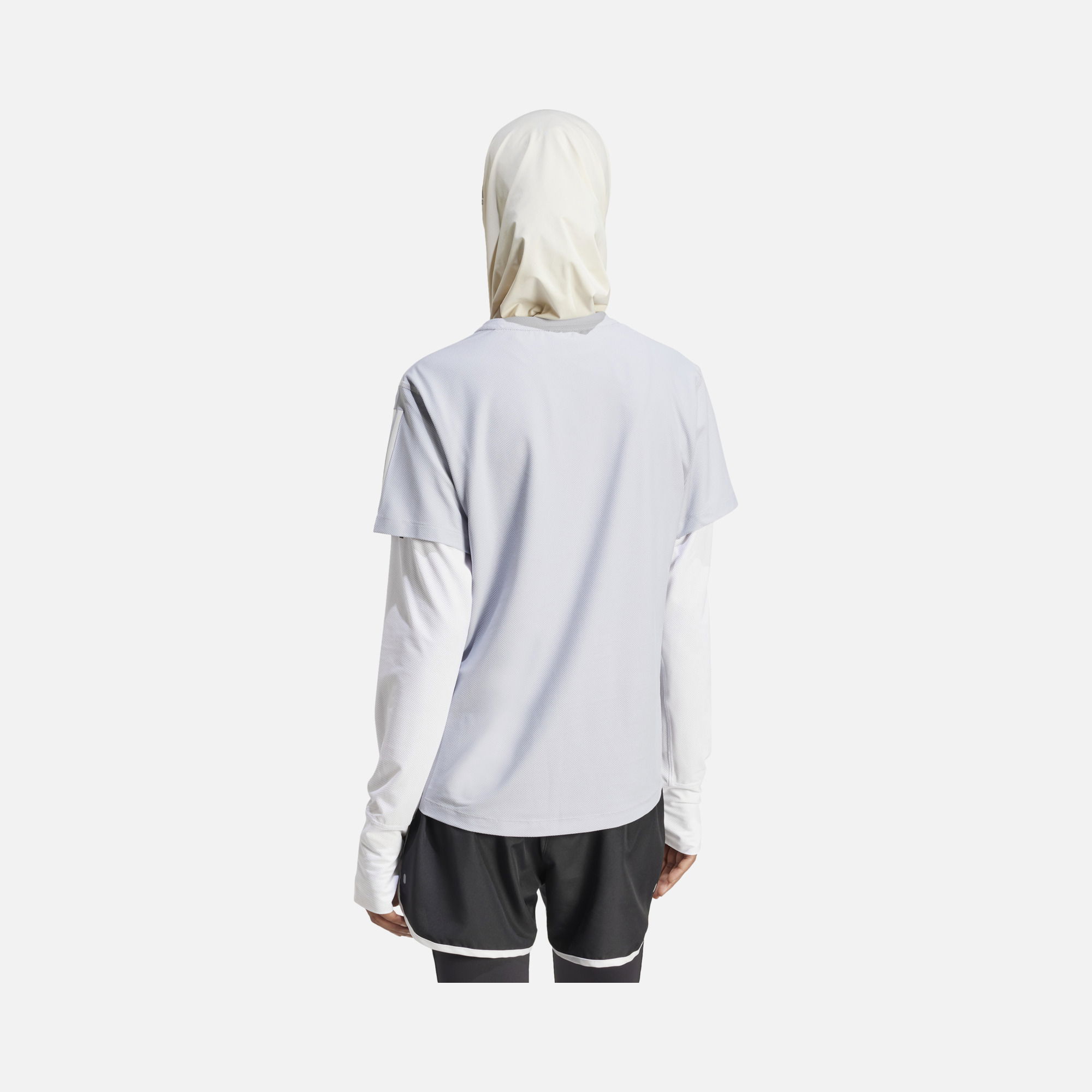 adidas AEROREADY Run Own The 3-Stripes Crew Neck Running Short-Sleeve Kadın Tişört