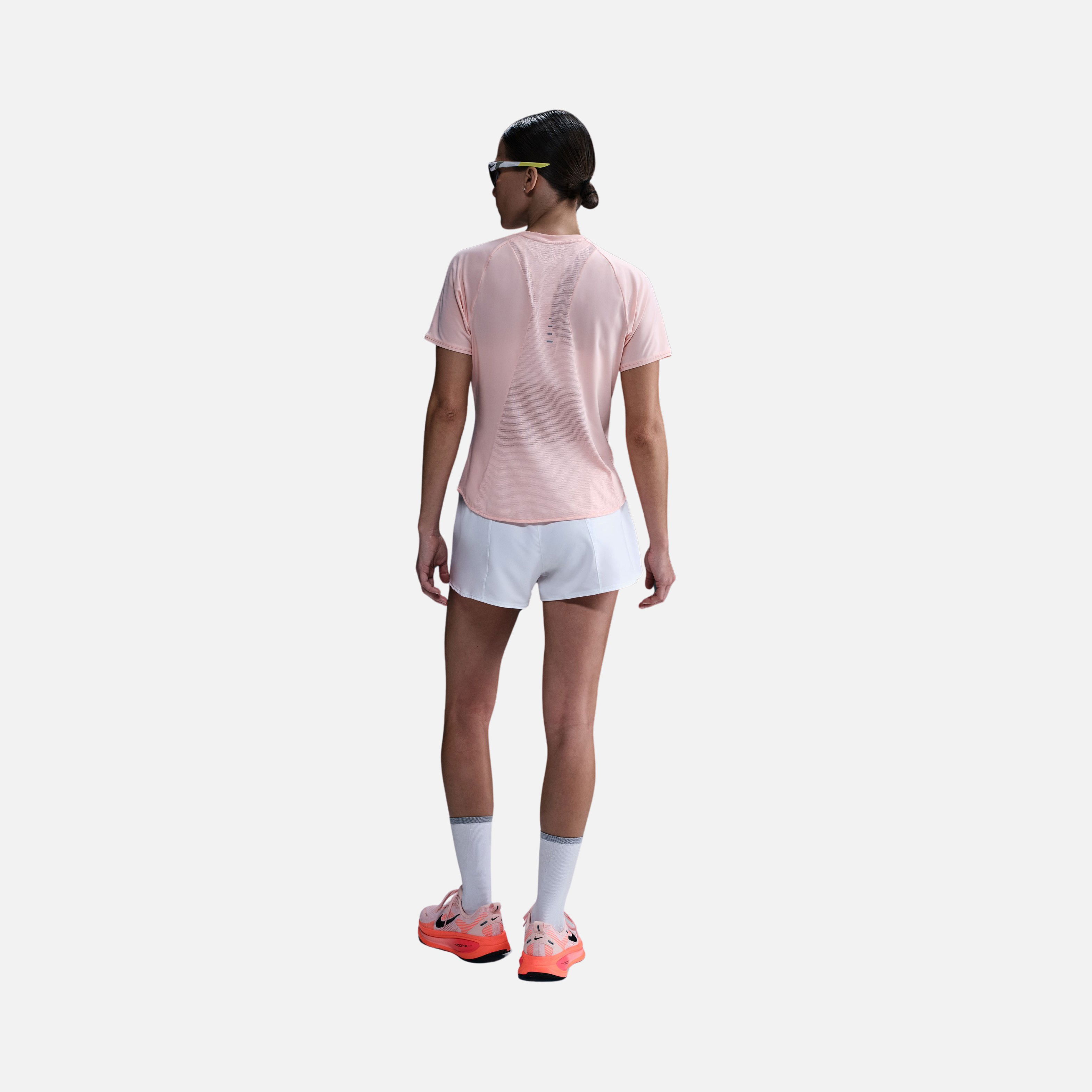 Nike Swift Dri-Fit Running Short-Sleeve Kadın Tişört