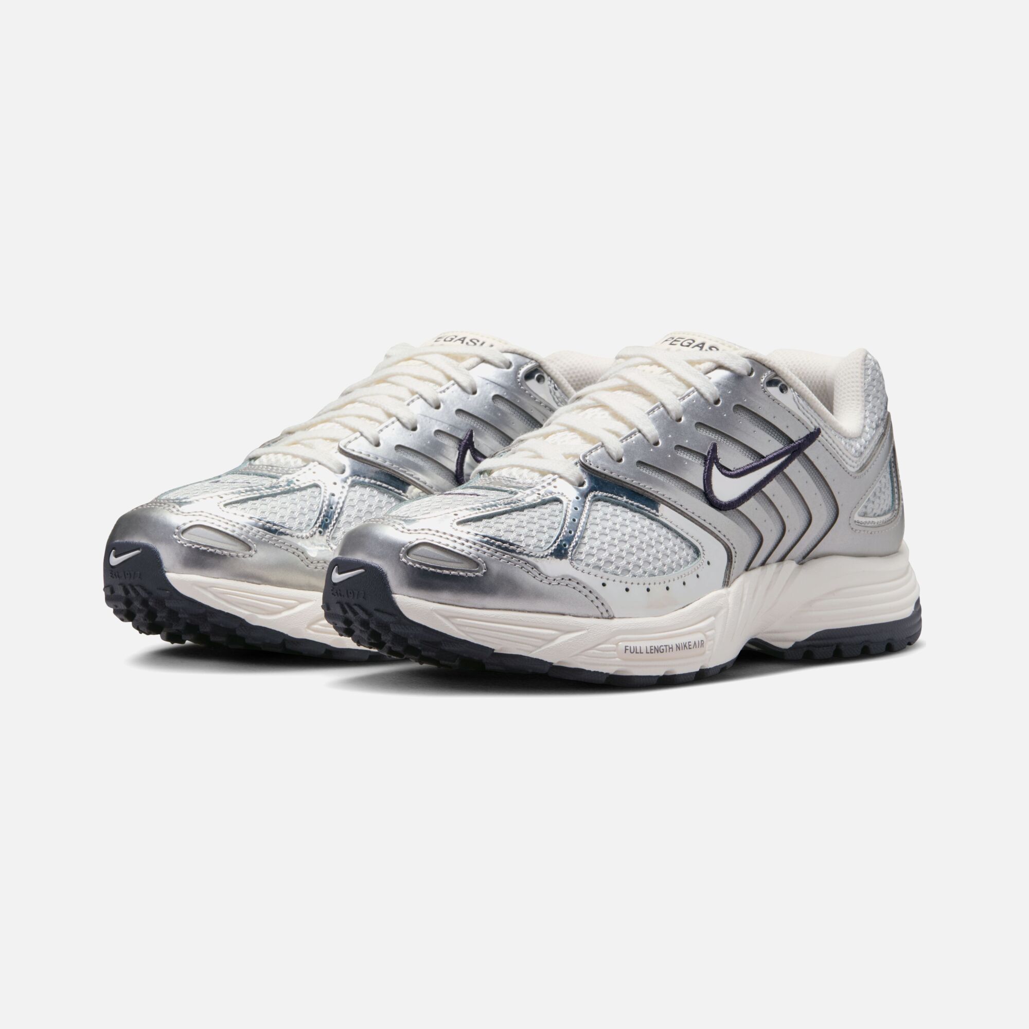 Nike Air Pegasus 2005 ''Metallic Silver and Photon Powder Details'' Kadın Spor Ayakkabı