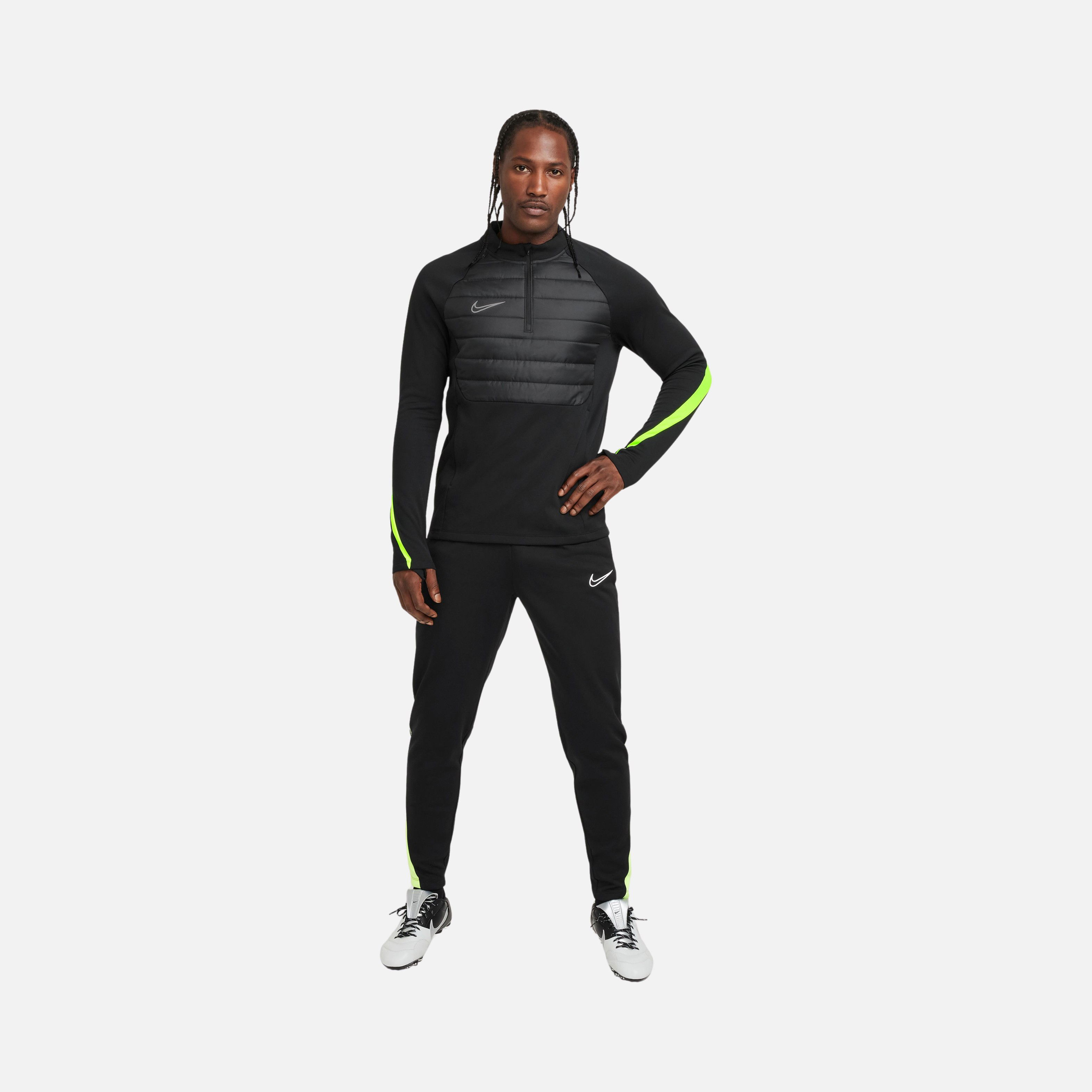 Nike Academy Winter Warrior Therma-Fit 1/2-Zip Soccer Erkek Sweatshirt