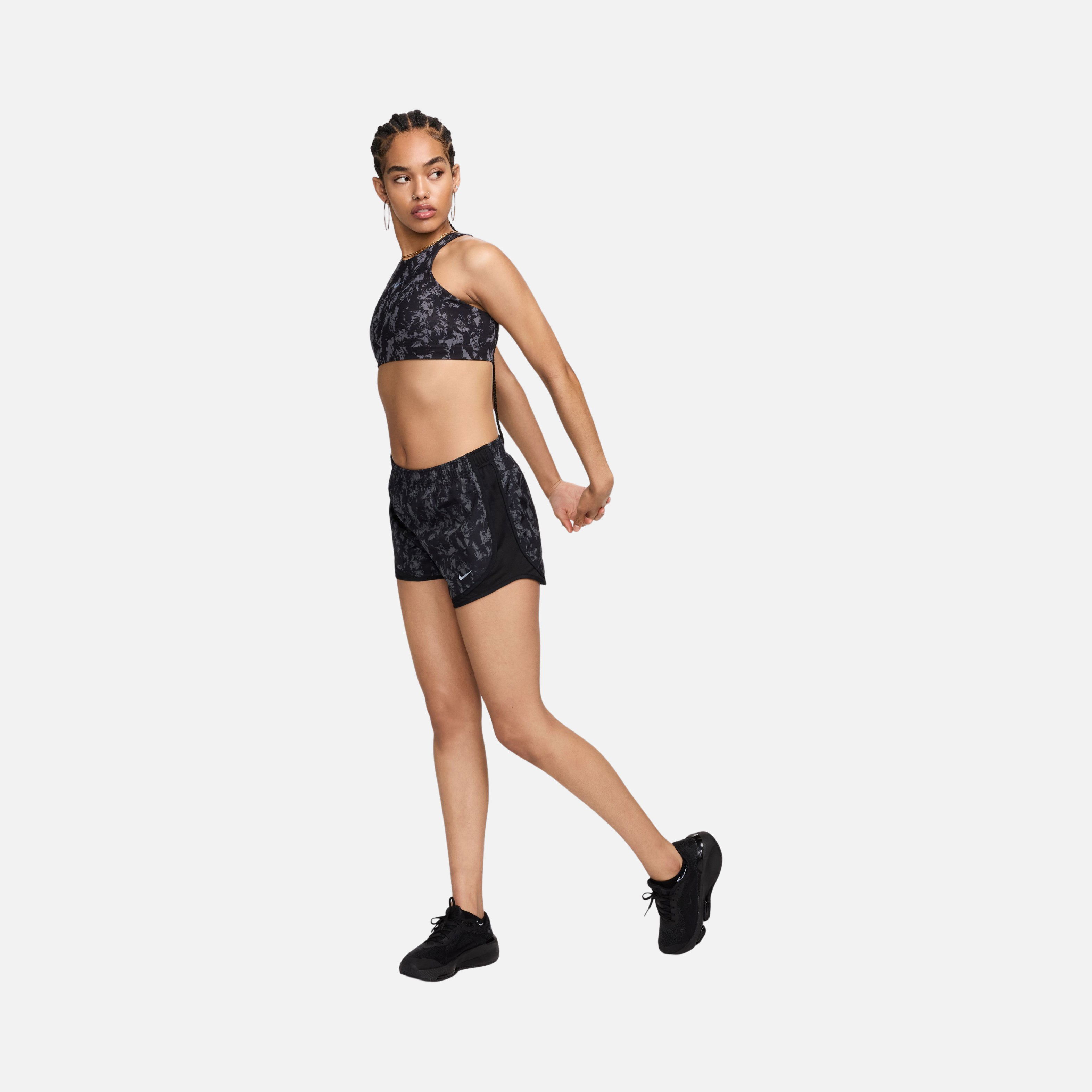Nike One Strappy Back Lightly Lined Medium-Support Printed Training Kadın Bra