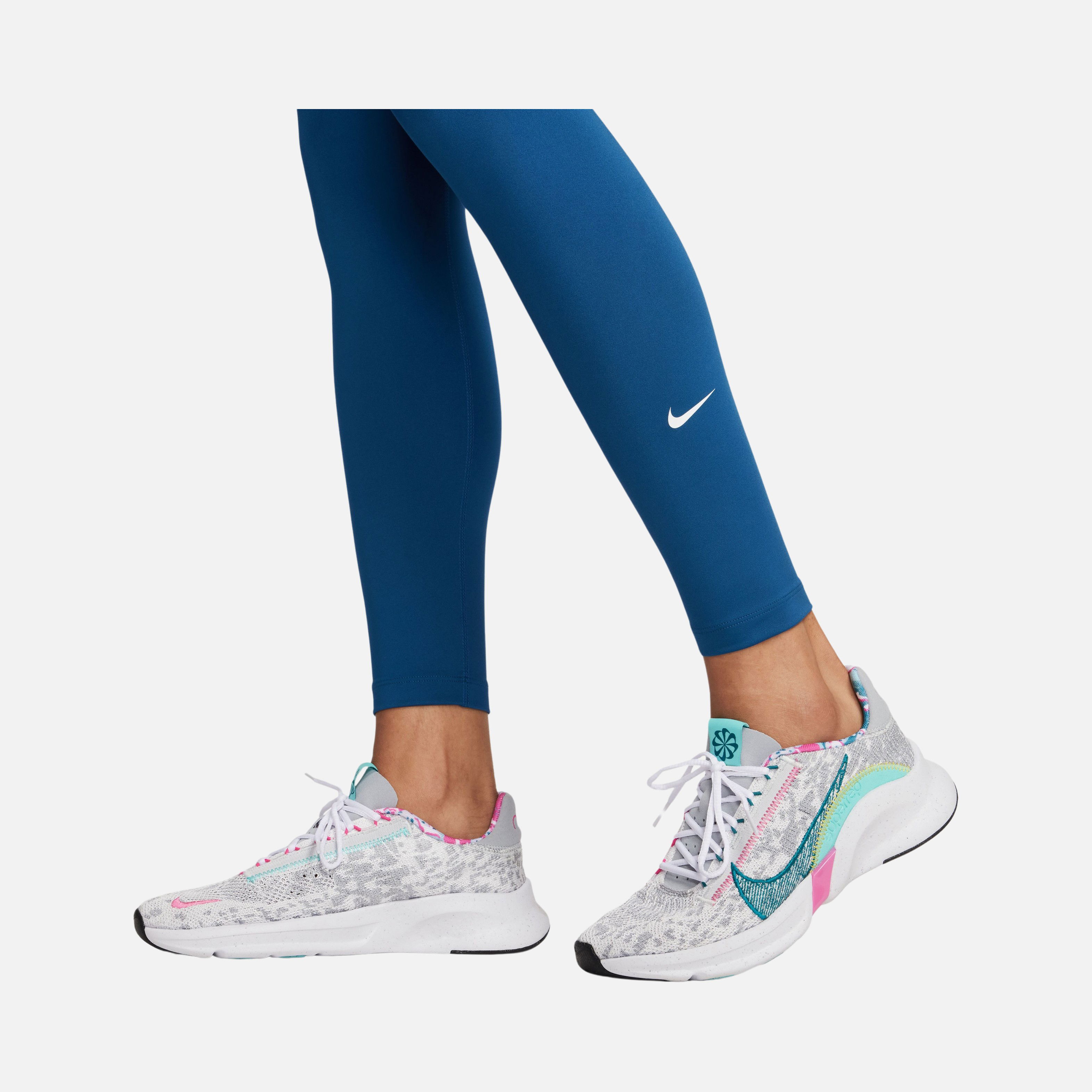 Nike One Dri-Fit High-Waisted Training Kadın Tayt