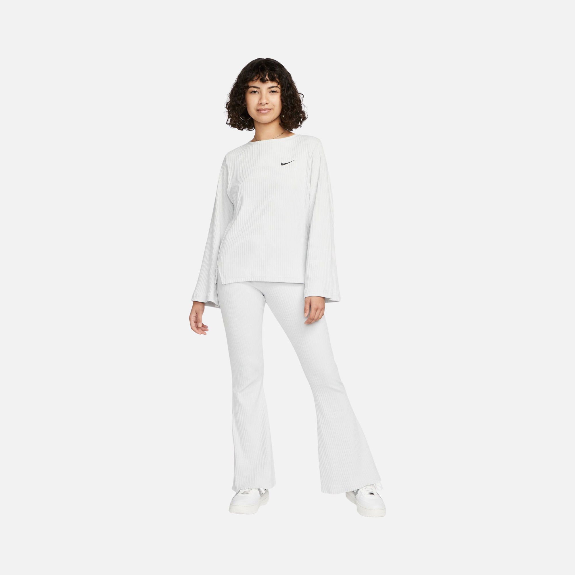 Nike Sportswear High-Waisted Wide Leg Ribbed Kadın Eşofman Altı