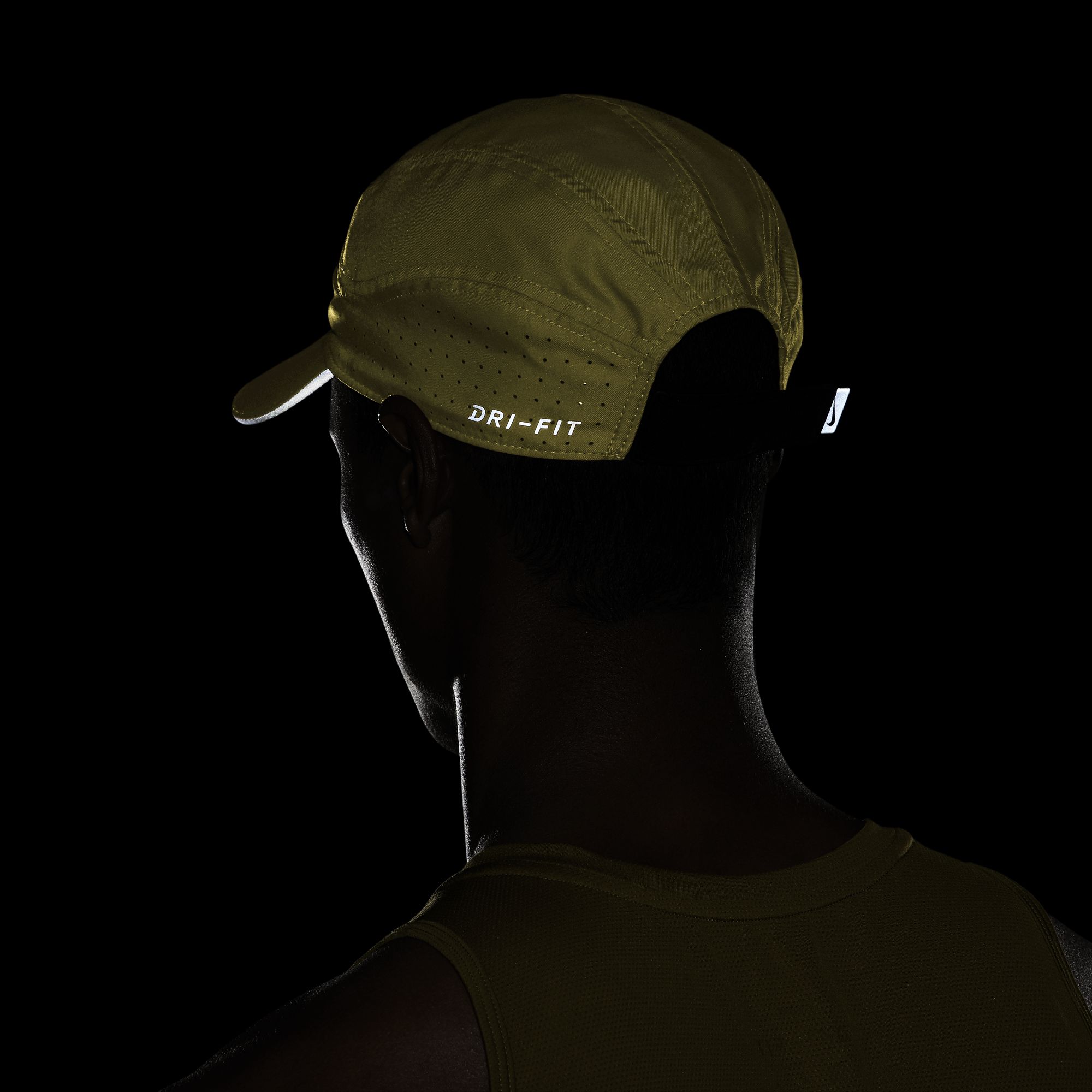 Nike Dri-Fit ADV AeroBill Tailwind Running Unisex Şapka