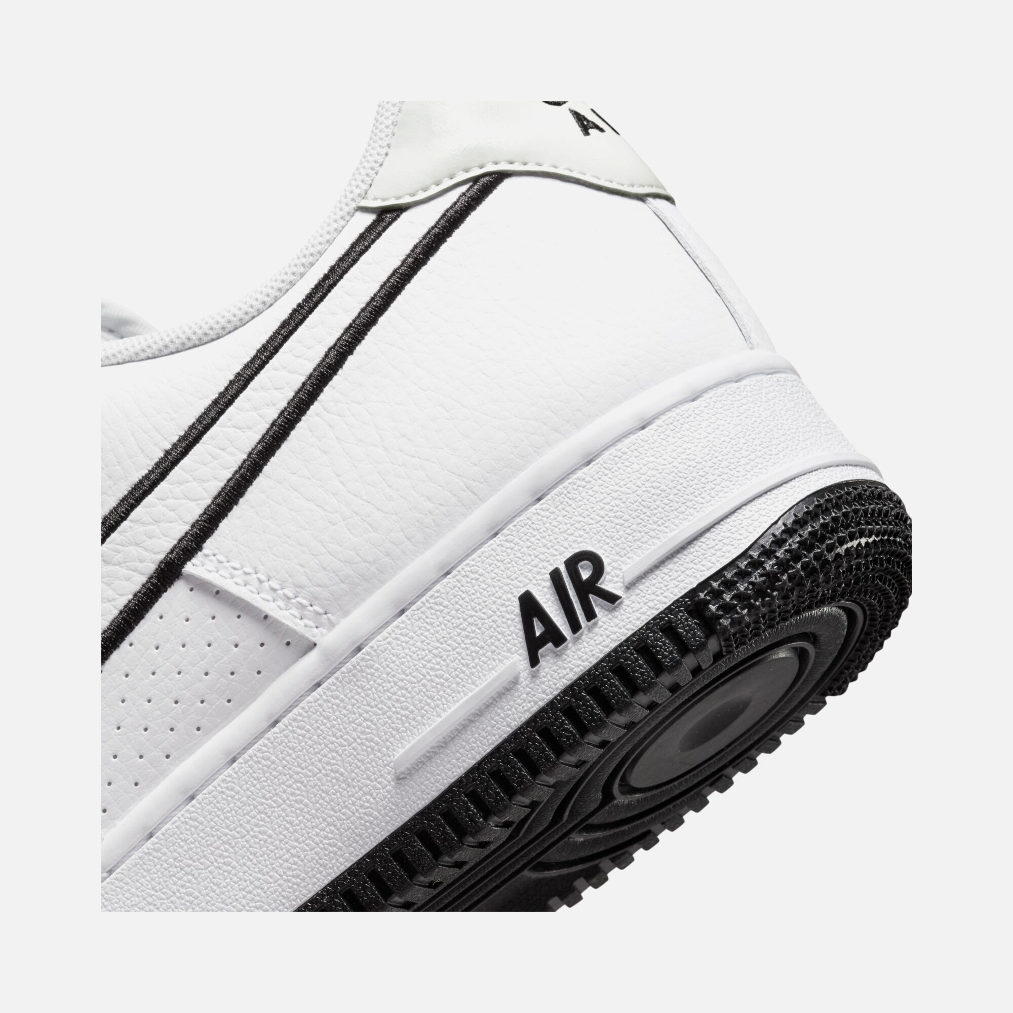 Nike Air Force 1 '07 ''Embroidered Swoosh'' Erkek Spor Ayakkabı