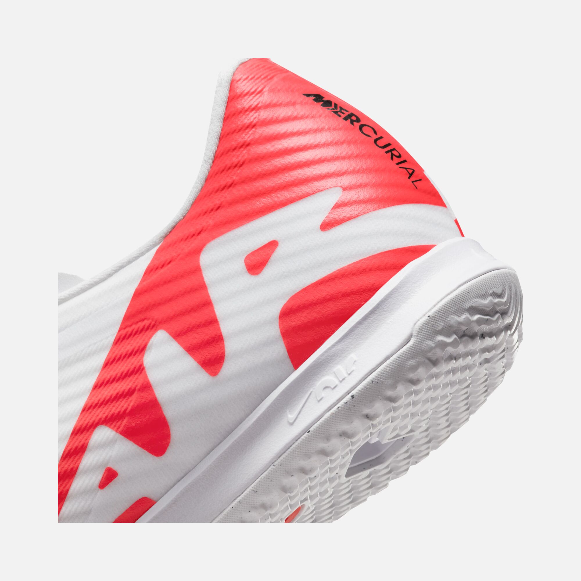 Nike Zoom Mercurial Vapor 15 Academy IC Indoor&Court  Erkek Halı Saha Ayakkabı