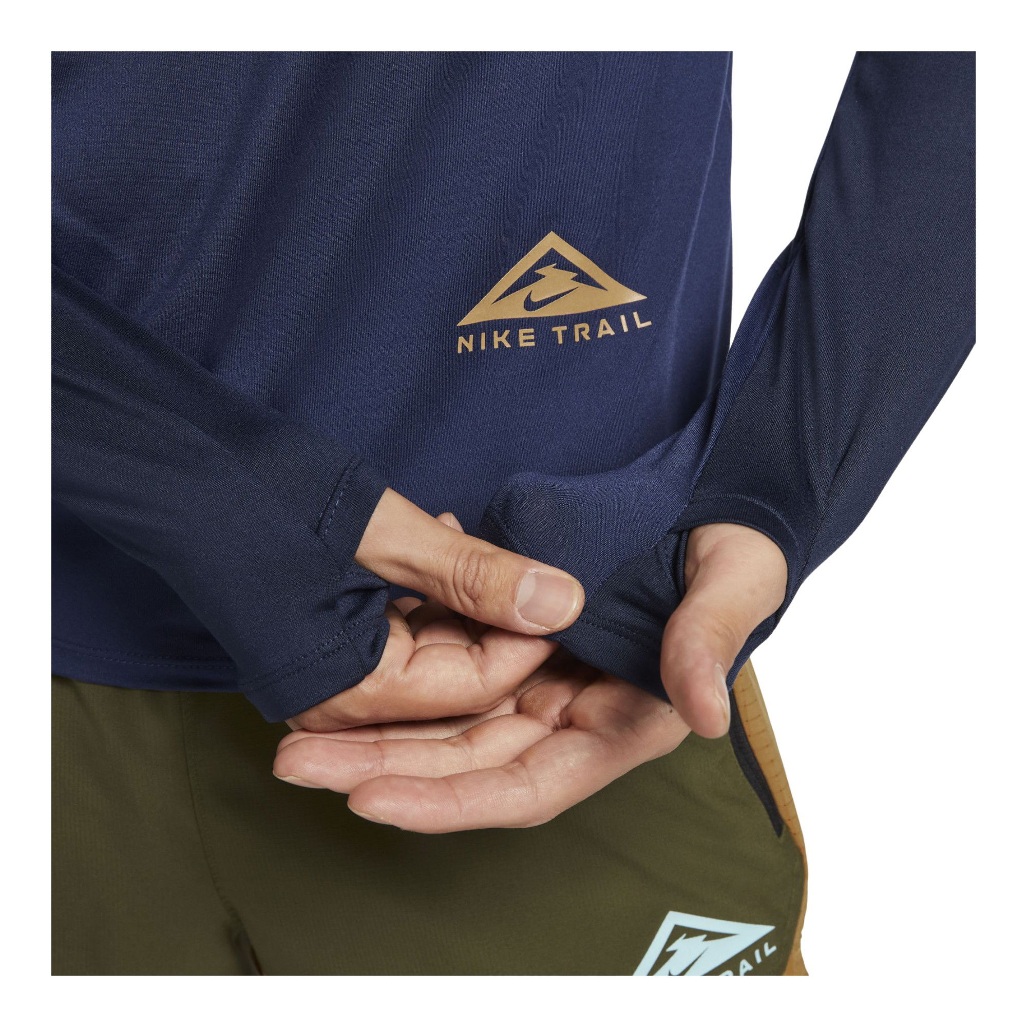 Nike Dri-Fit Trail Running 1/2-Zip Long-Sleeve Erkek Tişört