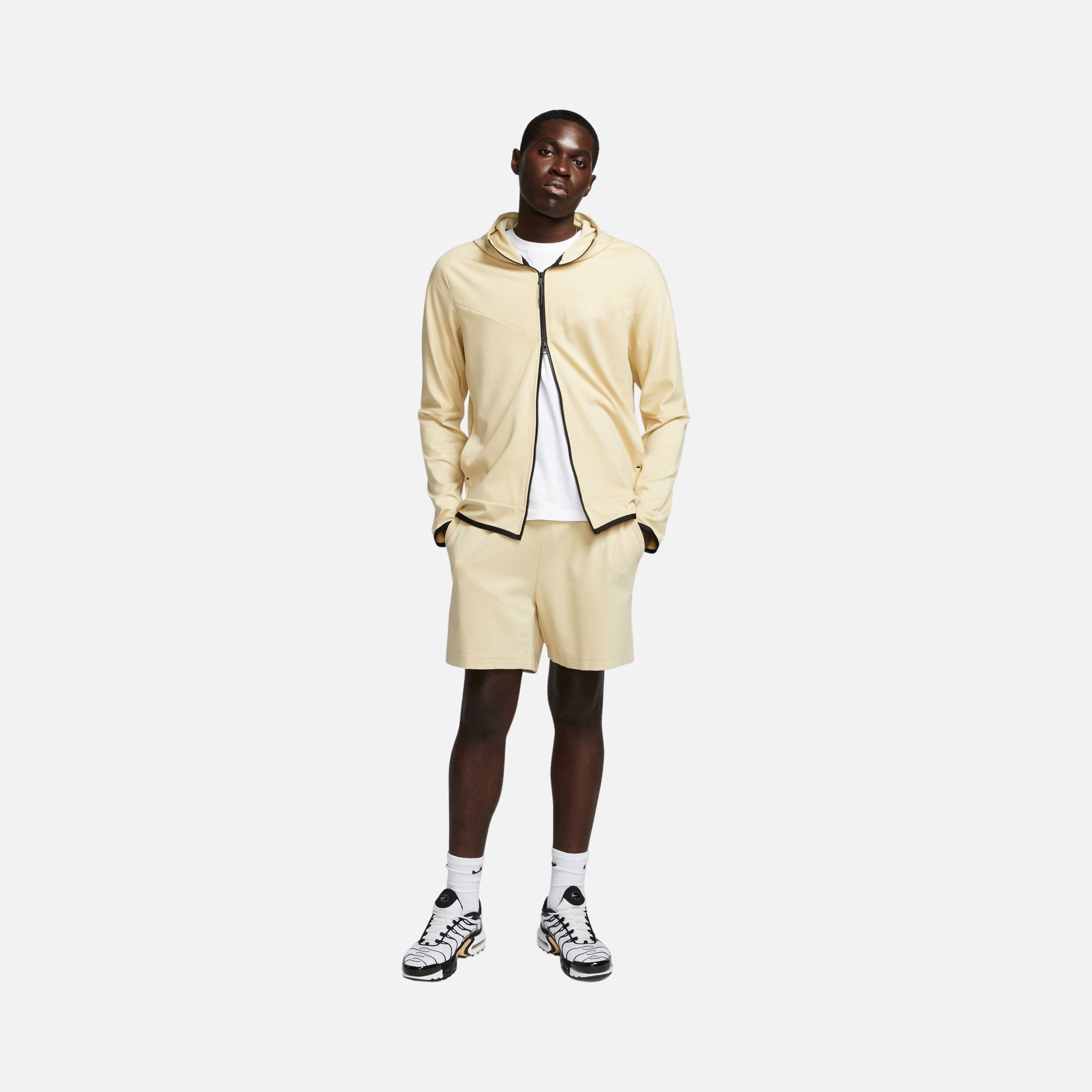Nike Sportswear Tech Fleece Lightweight Erkek Şort