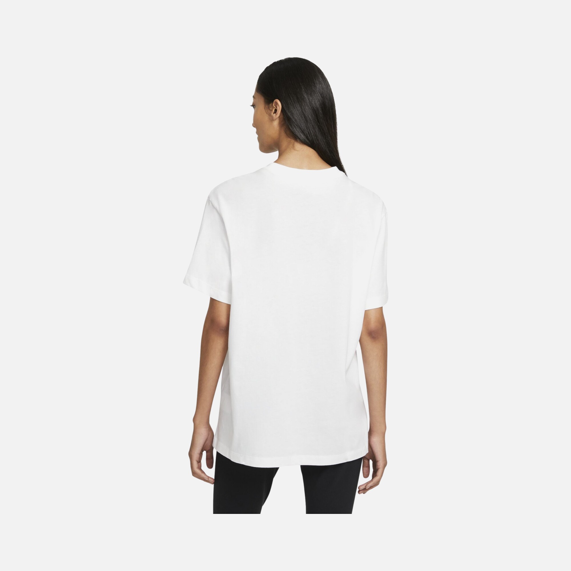 Nike Sportswear Essential Short-Sleeve Kadın Tişört
