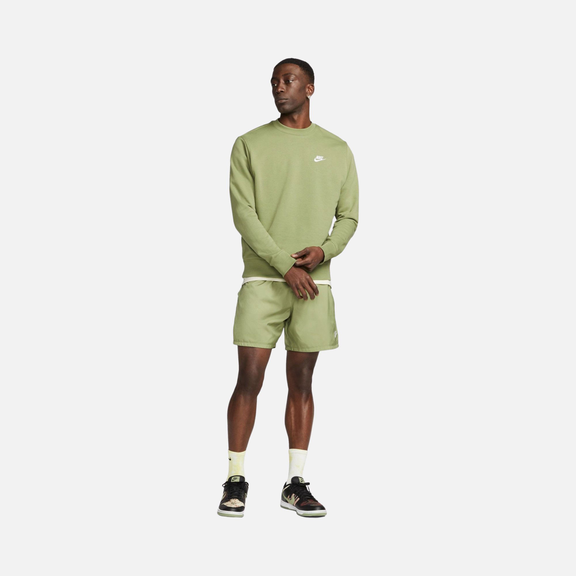 Nike Sportswear Club French Terry Erkek Sweatshirt
