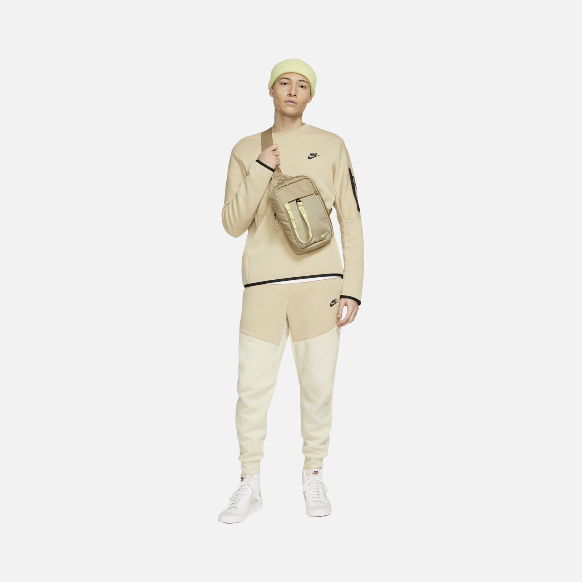 Nike Sportswear Tech Fleece Jogger Erkek Eşofman Altı