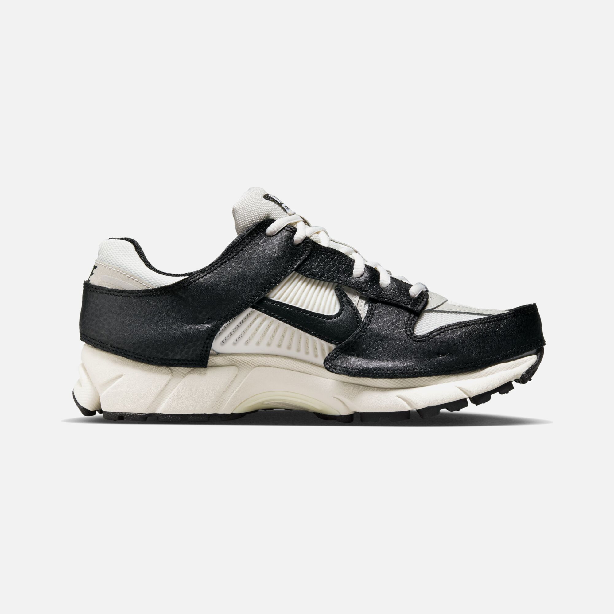 Nike Zoom Vomero 5 Premium ''Inspired by the Panda Color Group'' Kadın Spor Ayakkabı