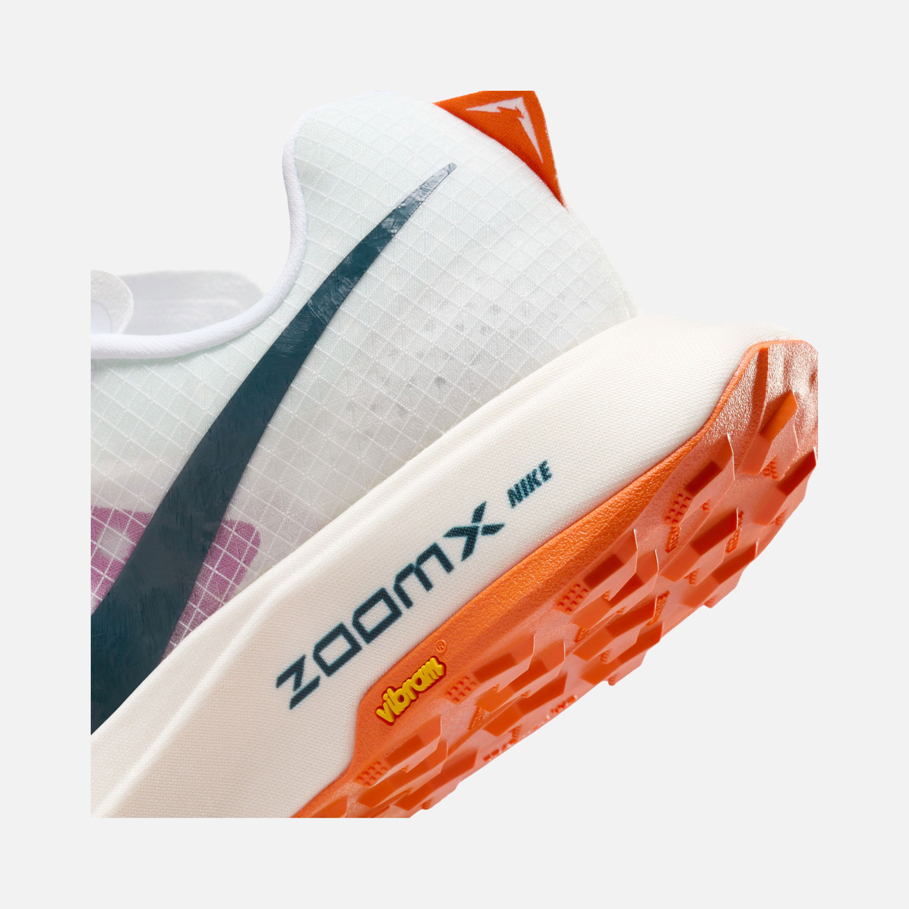 Nike ZoomX Ultrafly Trail Racing Kadın Spor Ayakkabı