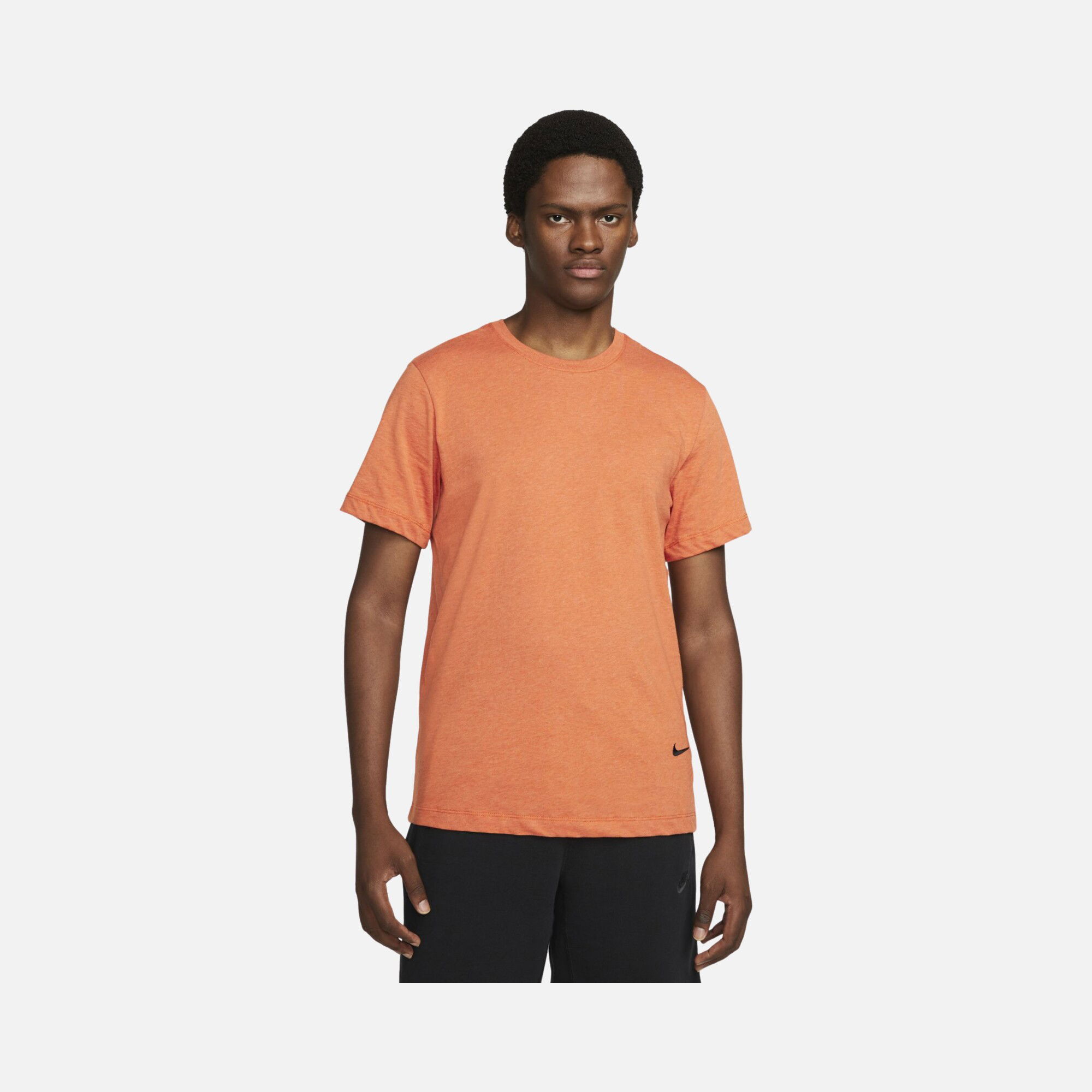 Nike Sportswear Sustainability Short-Sleeve Erkek Tişört