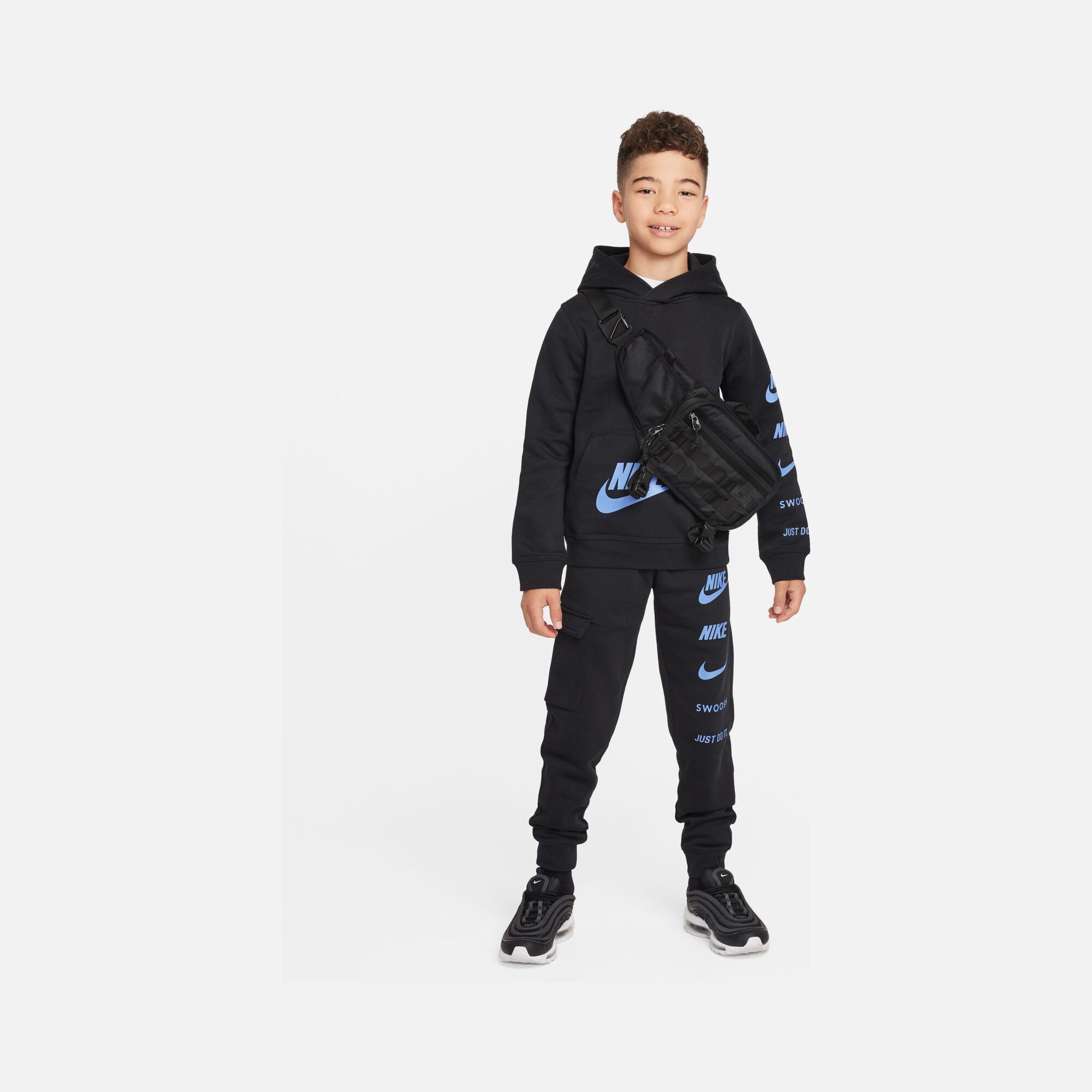 Nike Sportswear Fleece Cargo ''Multi Logo Graphic'' (Boys') Çocuk Eşofman Altı