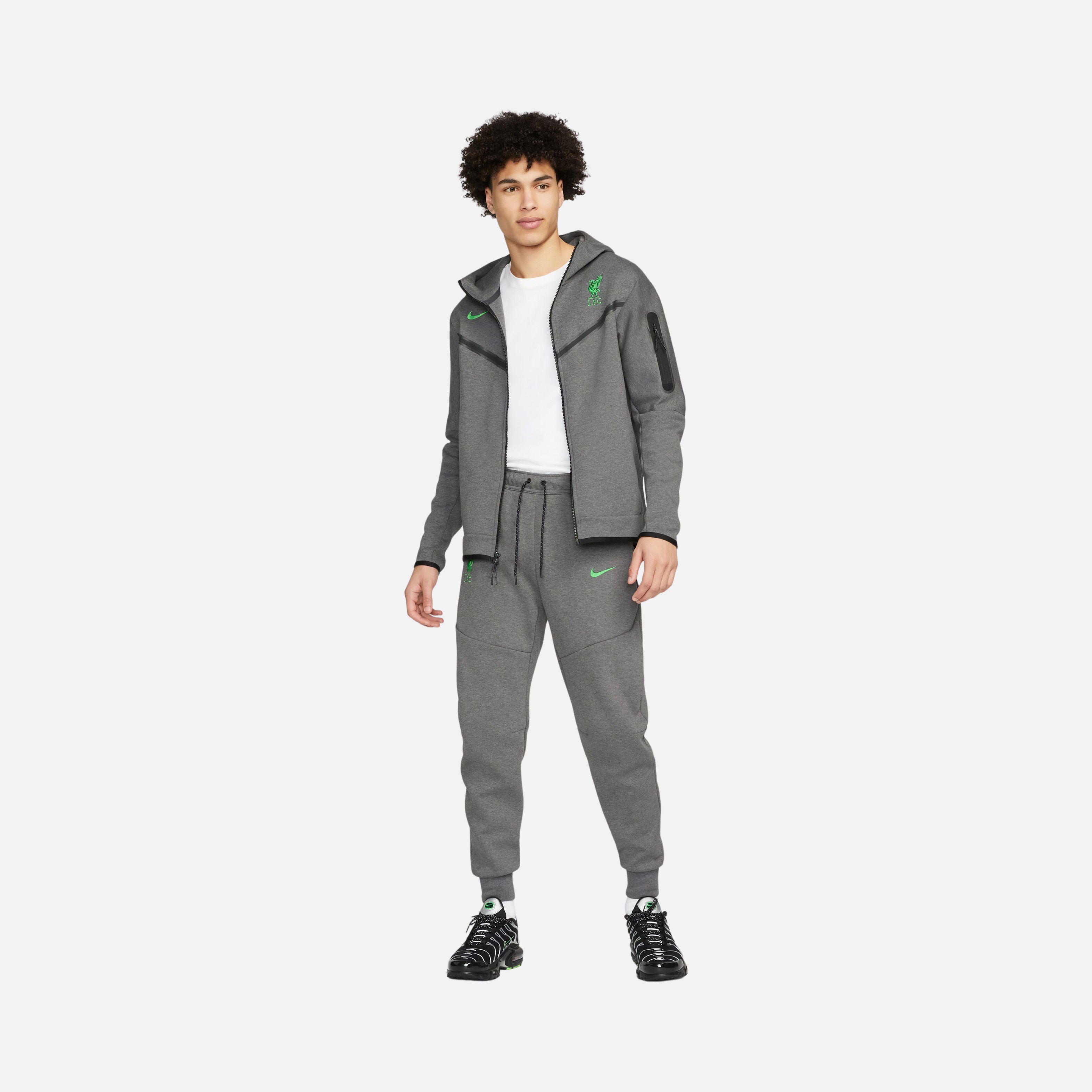 Nike Liverpool FC Tech Fleece Erkek Eşofman Altı