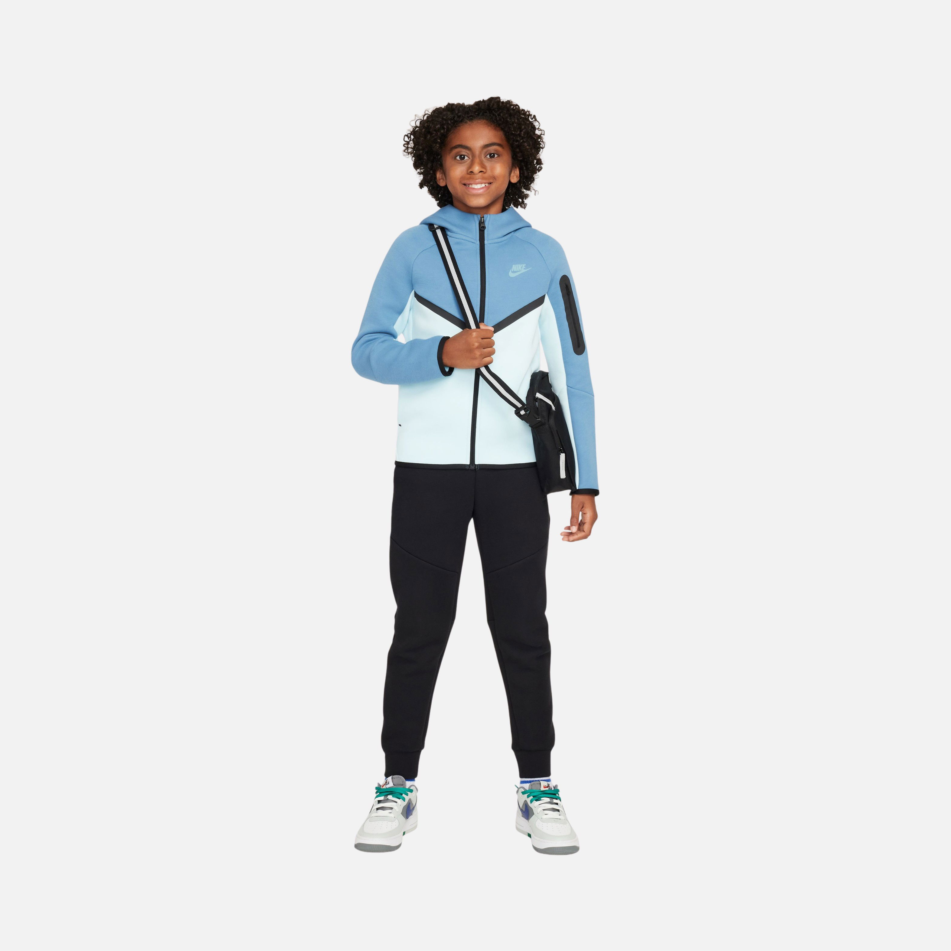 Nike Sportswear Smooth Tech Fleece Full-Zip Hooded Çocuk Sweatshirt