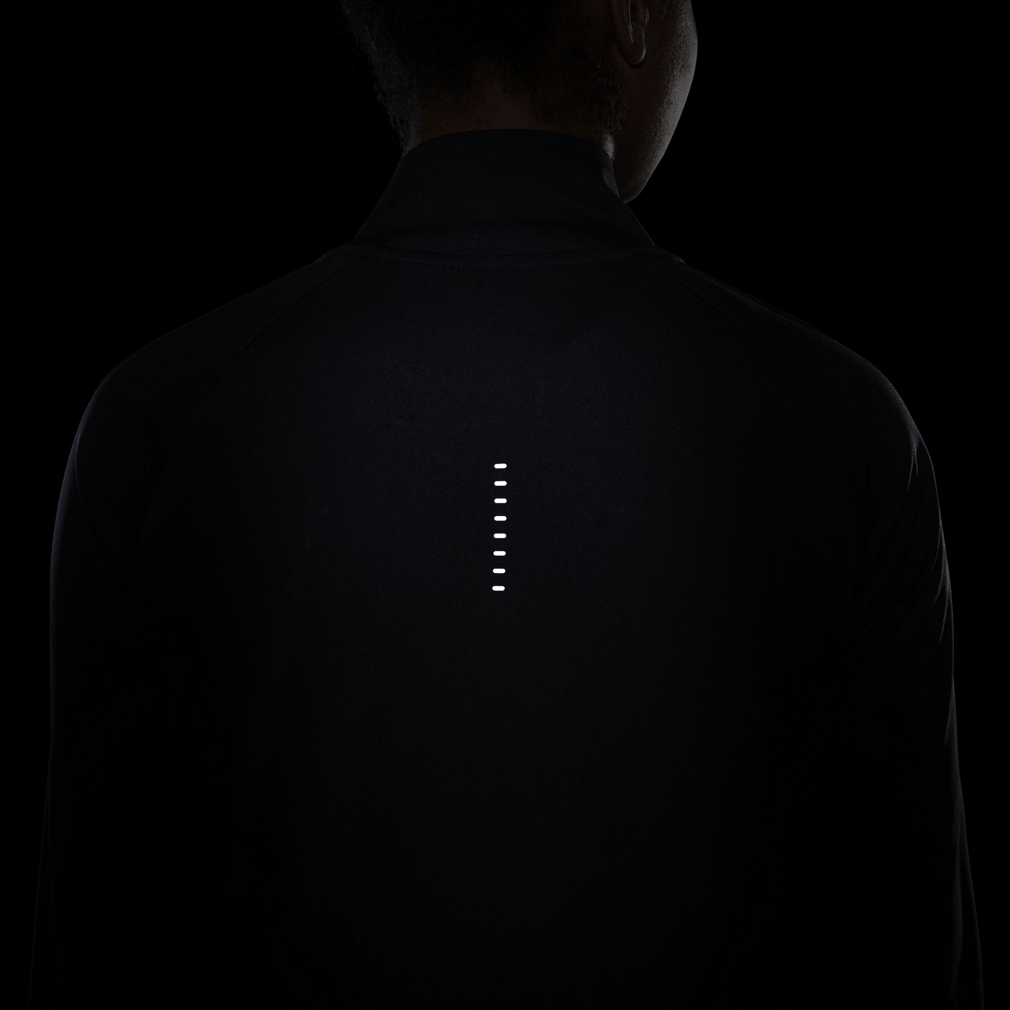 Nike Swoosh Running Half-Zip Long-Sleeve Kadın Tişört