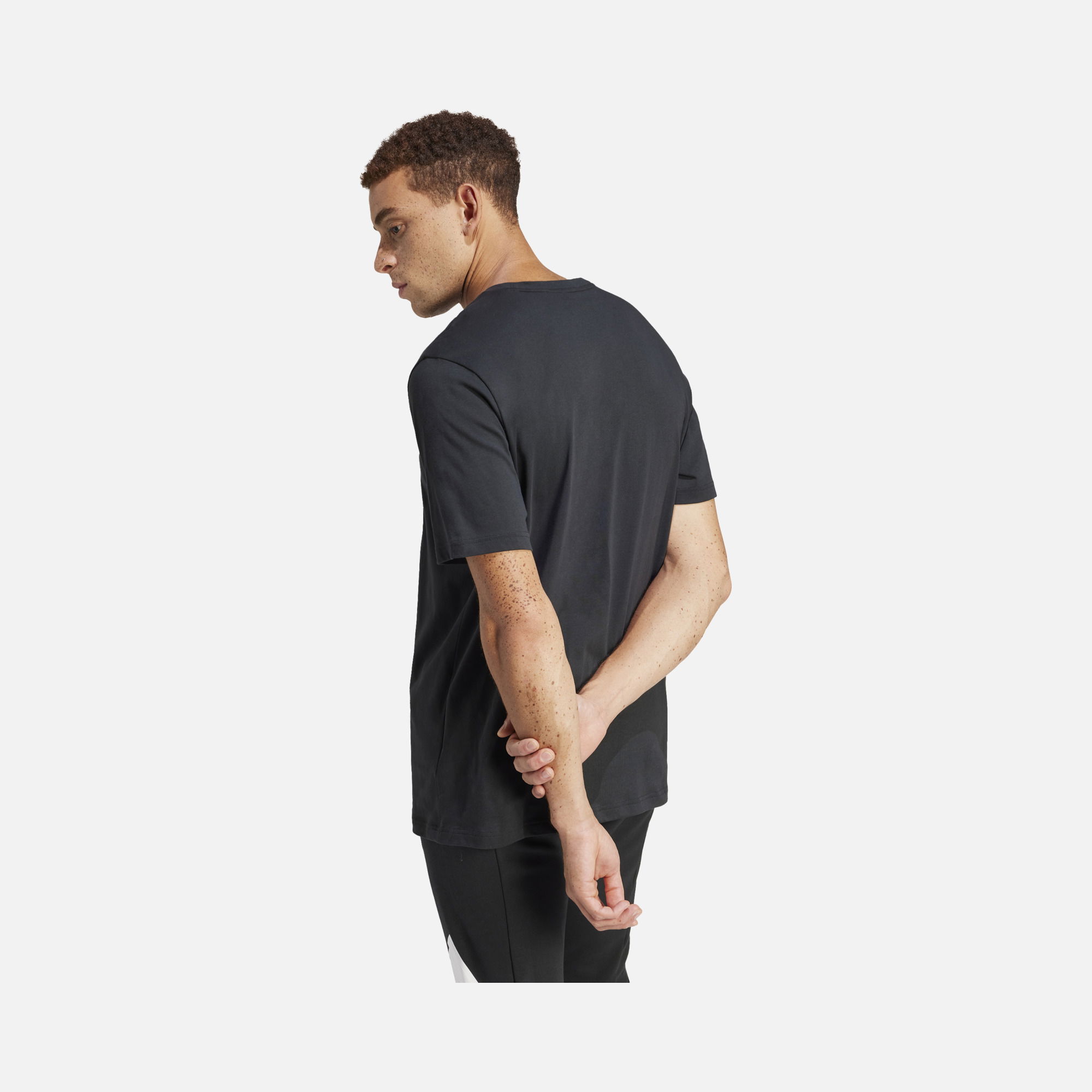 adidas Sportswear Future Icons Badge of Short-Sleeve Erkek Tişört
