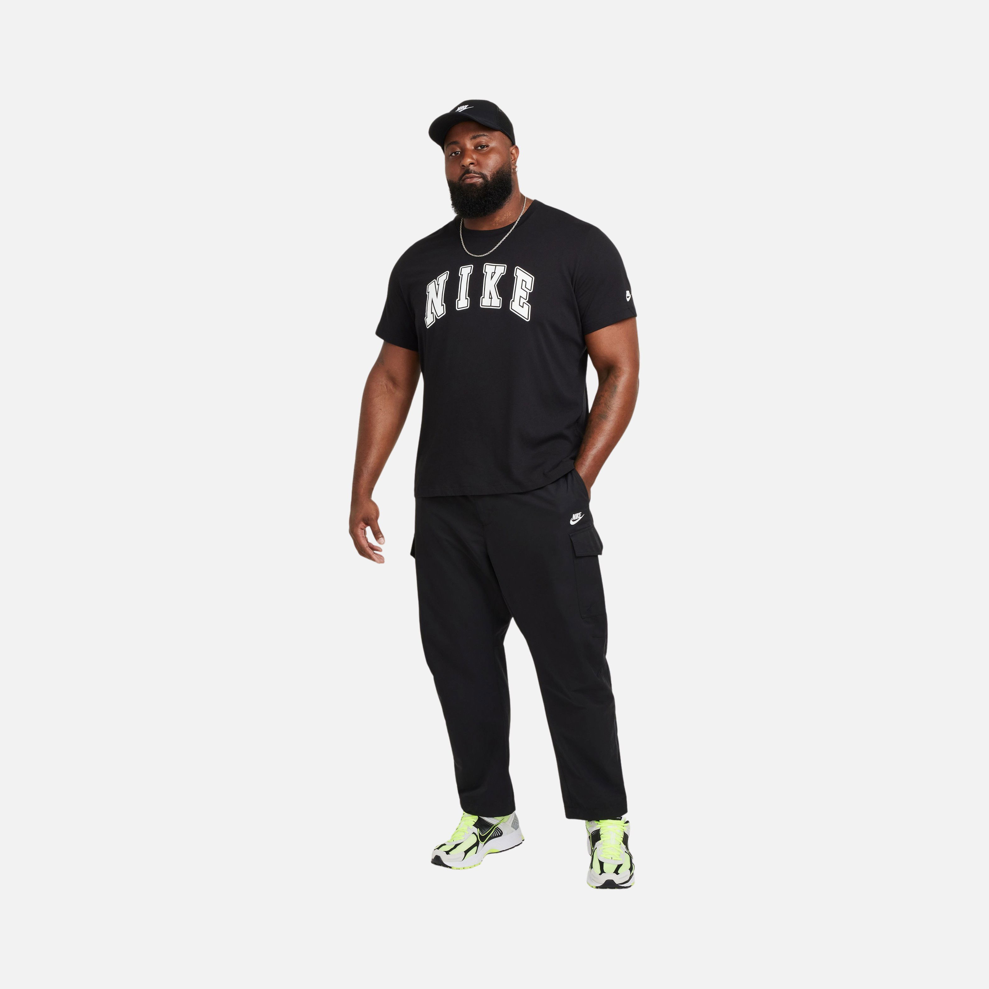 Nike Sportswear Club Seasonal Short-Sleeve Erkek Tişört
