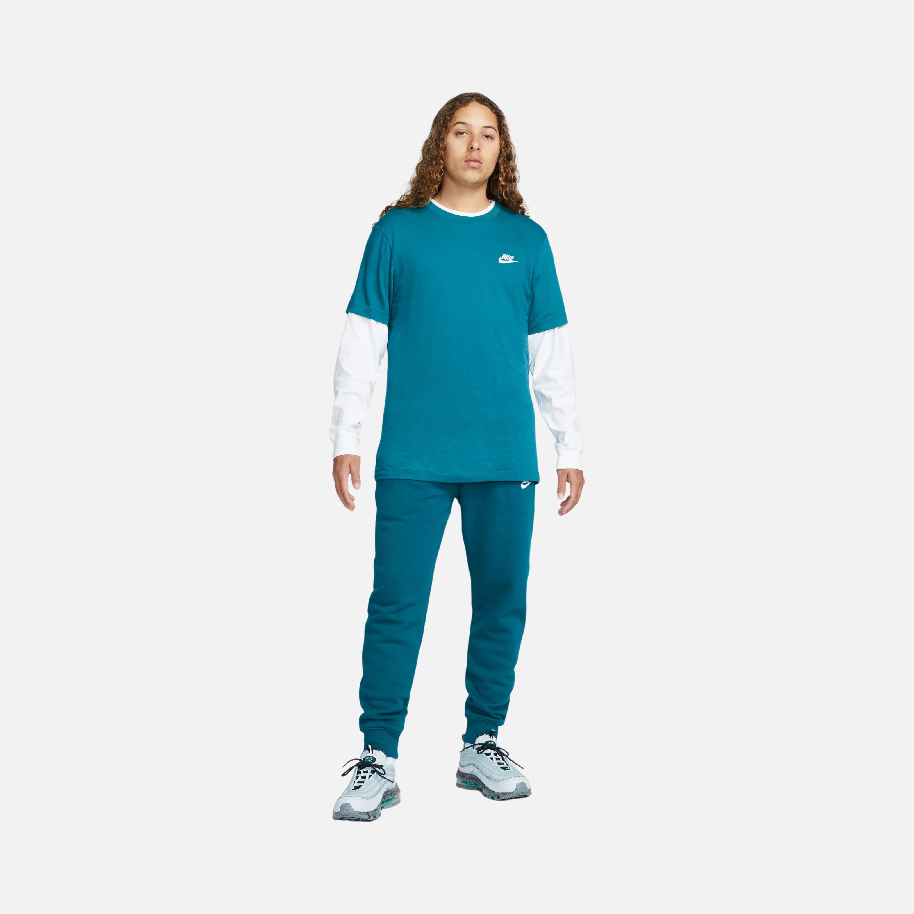 Nike Sportswear Club Short-Sleeve Erkek Tişört