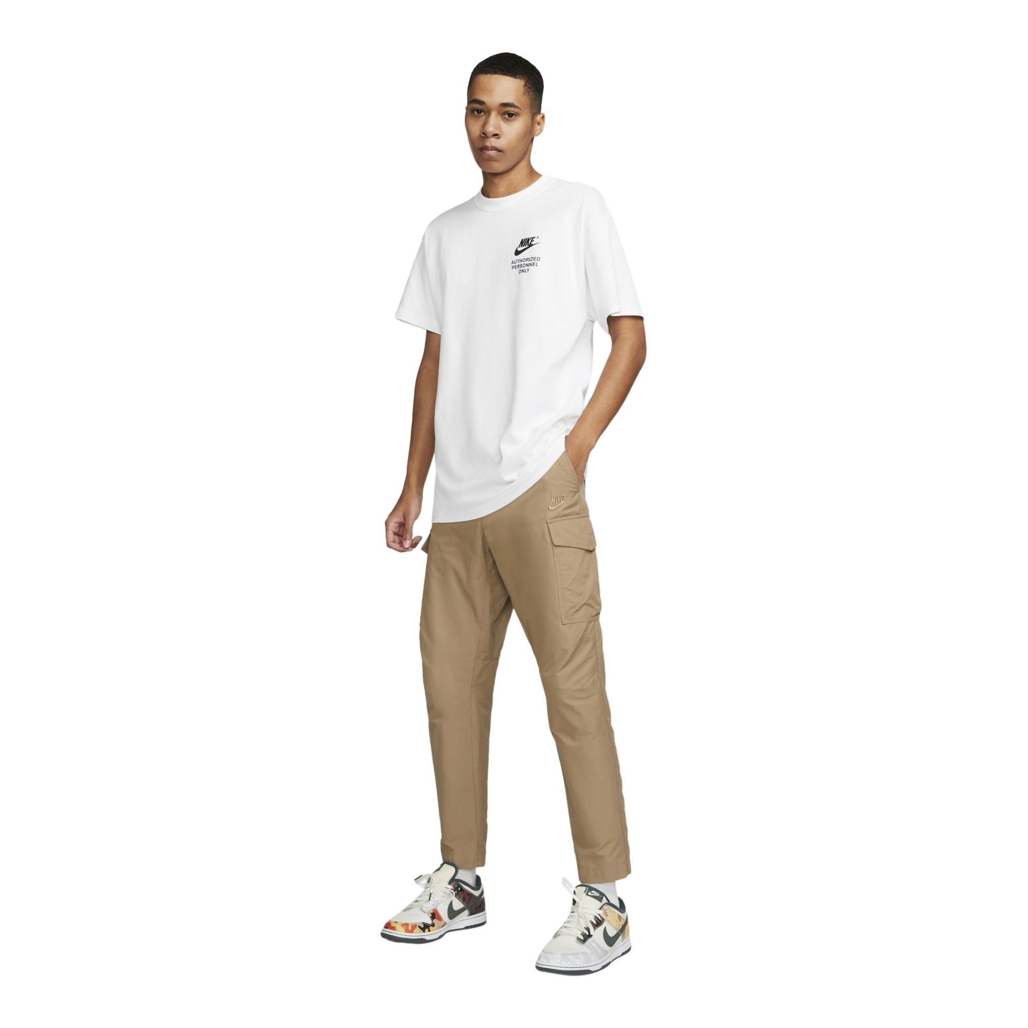 Nike Sportswear ''Authorized Personnel Only'' Graphic Short-Sleeve Erkek Tişört