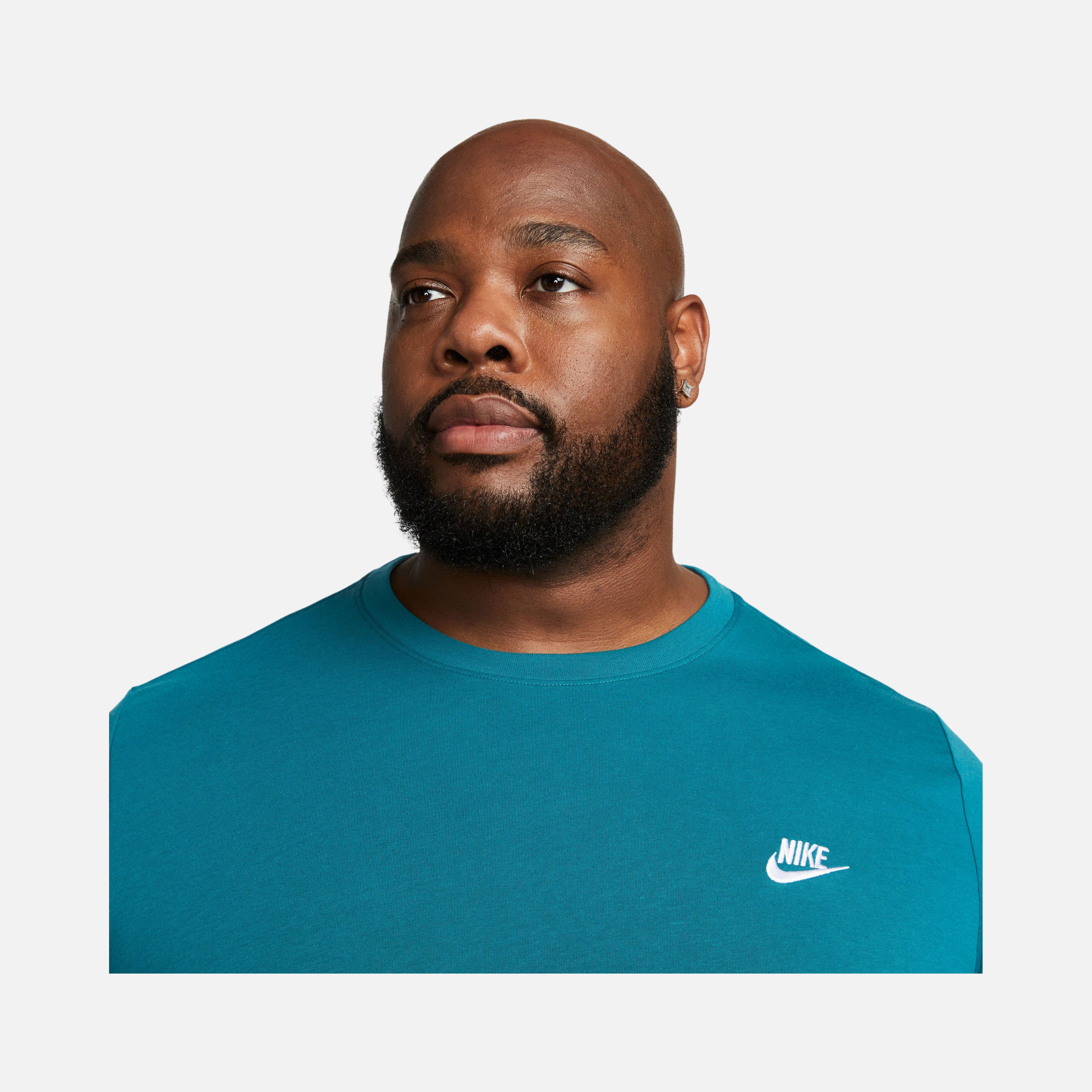 Nike Sportswear Club Short-Sleeve Erkek Tişört