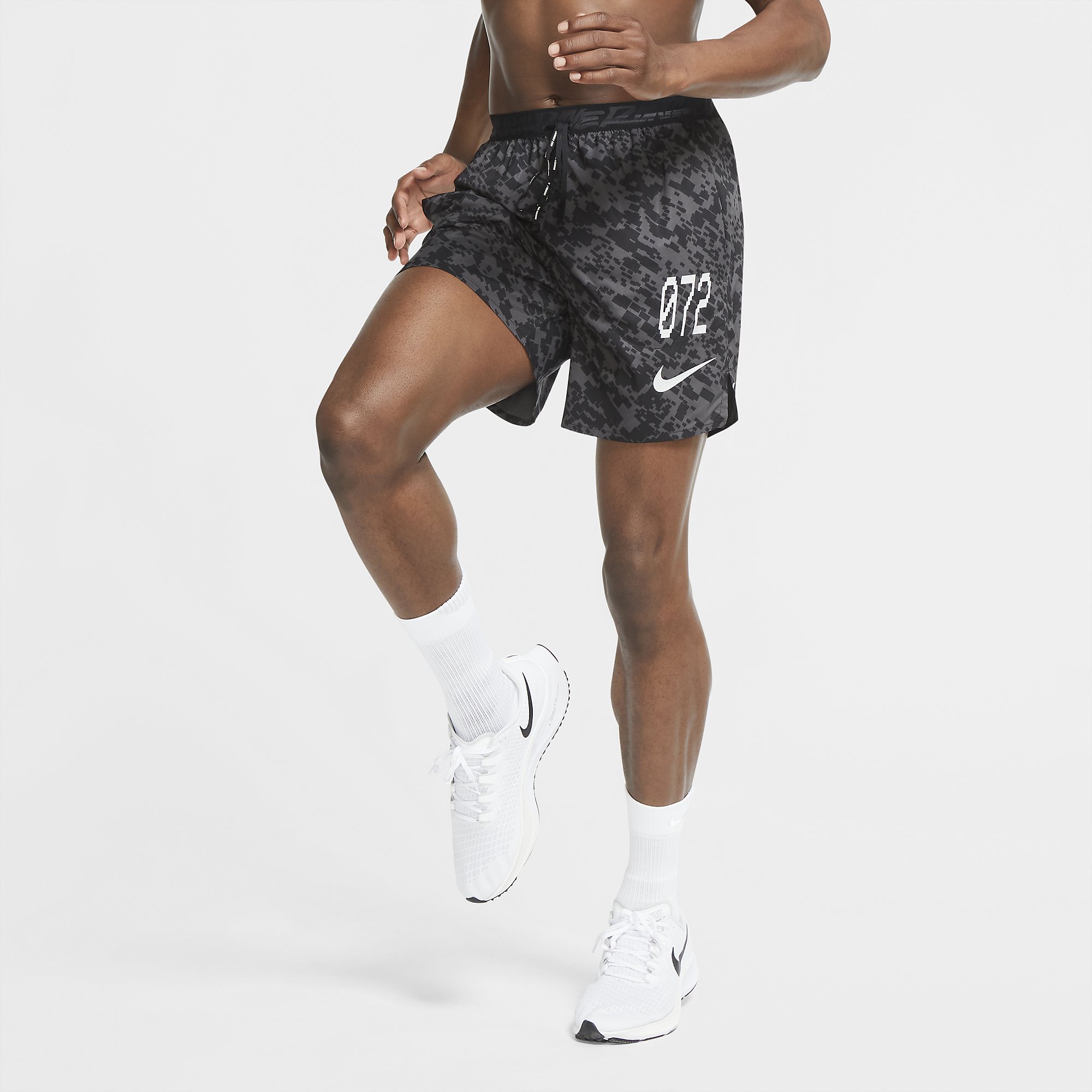 Nike Stride Wild Run Unlined Running Erkek Şort