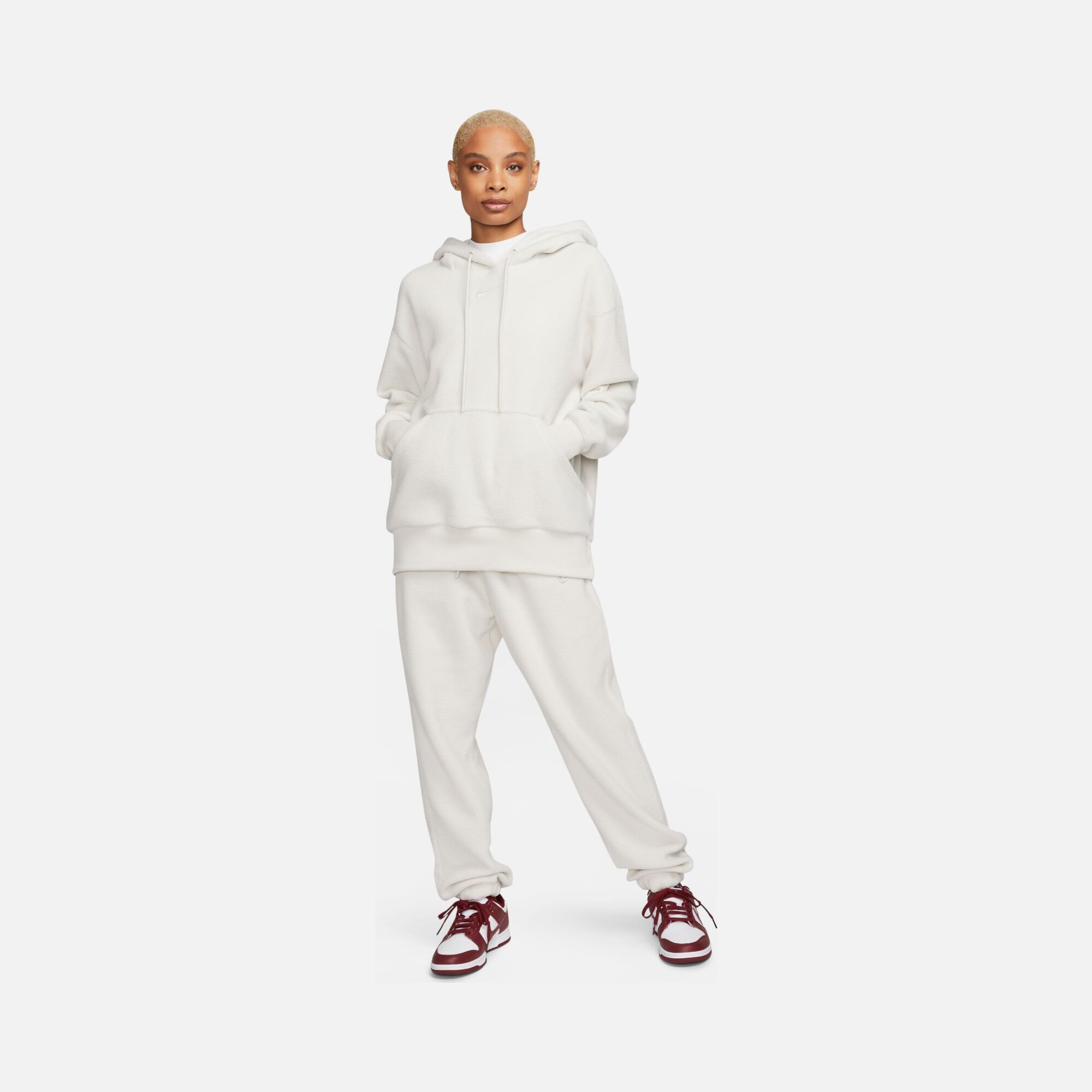 Nike Sportswear Plush Pullover Hoodie Kadın Sweatshirt