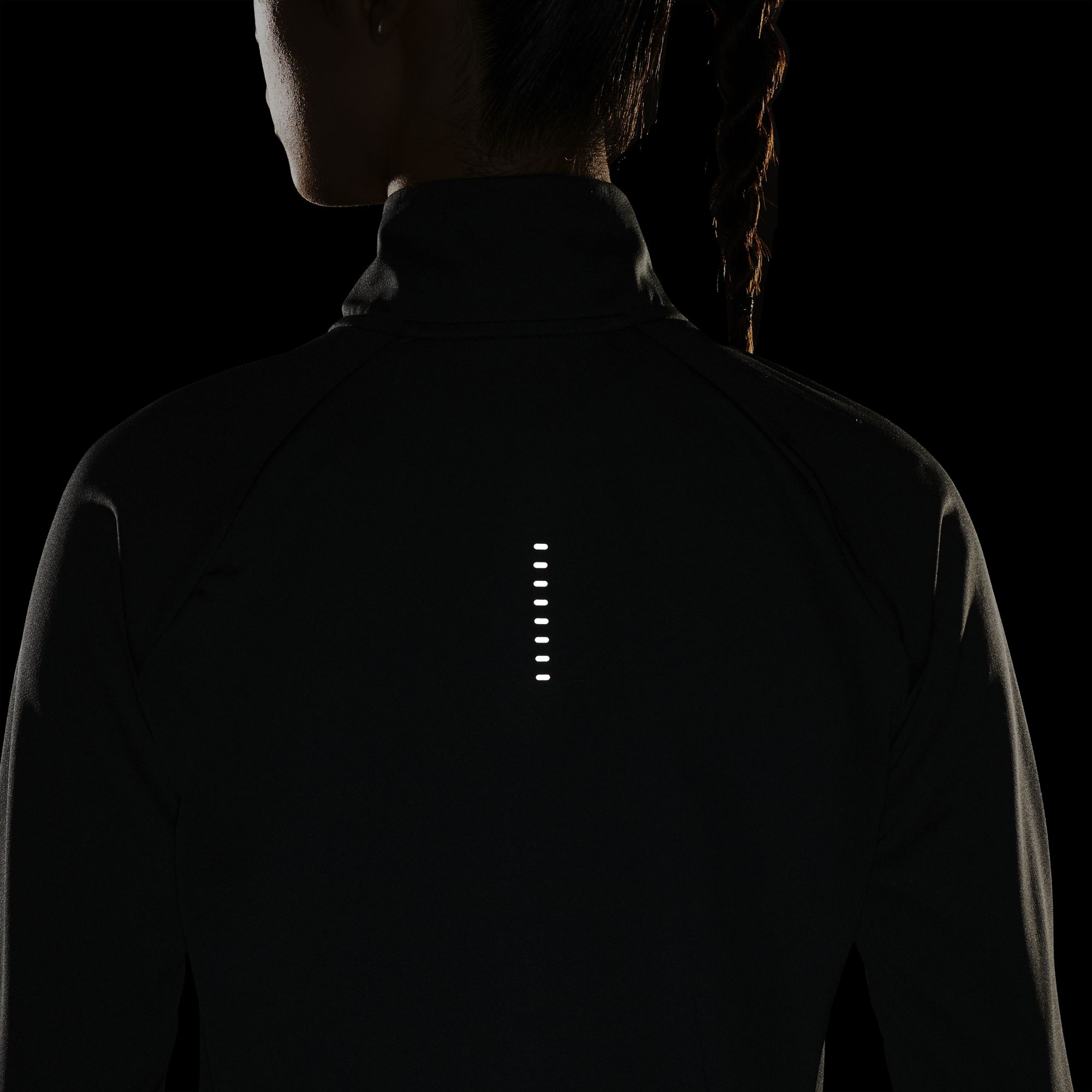 Nike Swoosh Running Half-Zip Long-Sleeve Kadın Tişört