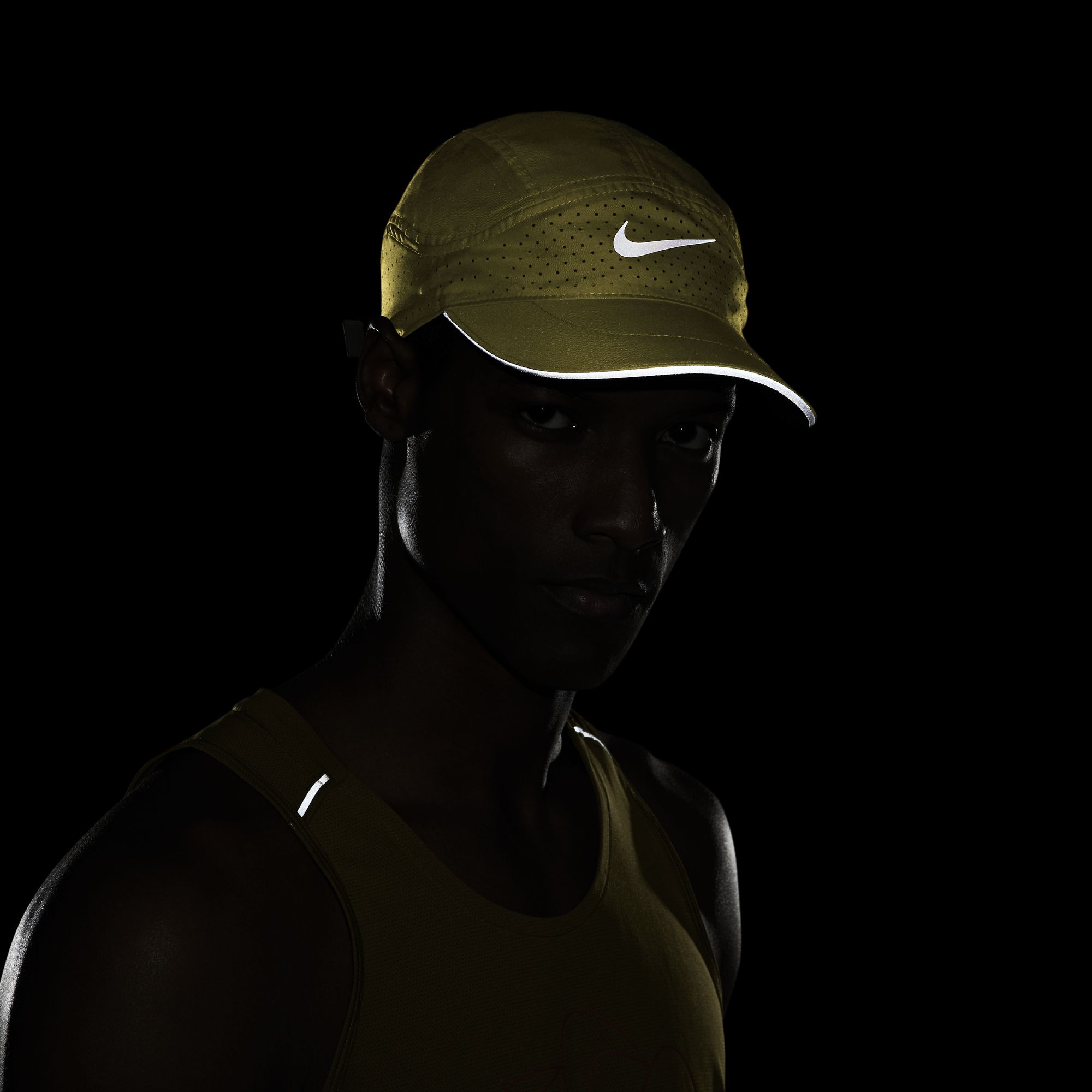 Nike Dri-Fit ADV AeroBill Tailwind Running Unisex Şapka