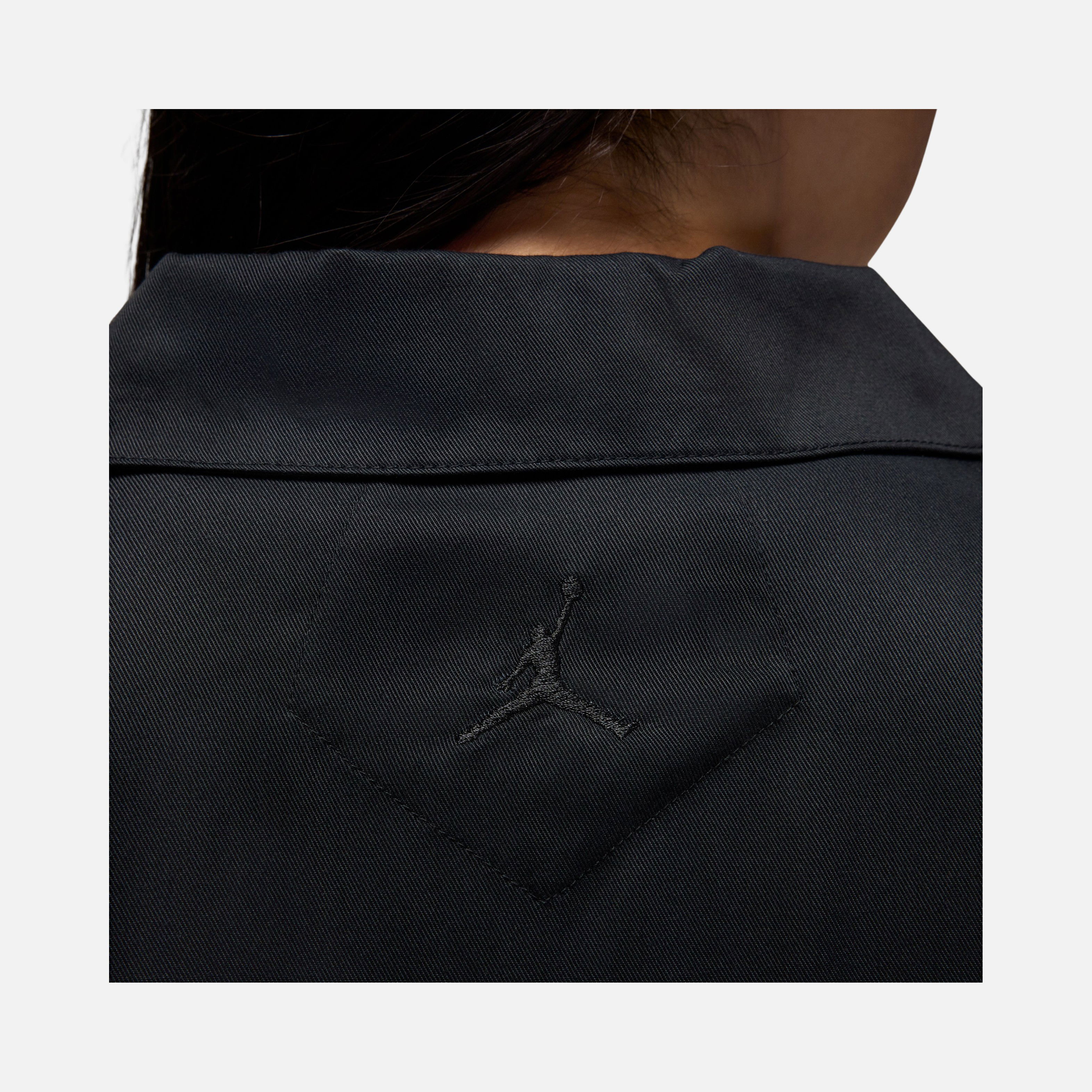 Nike Jordan Woven Solid 2 Full-Buttoned Short-Sleeve Kadın Gömlek