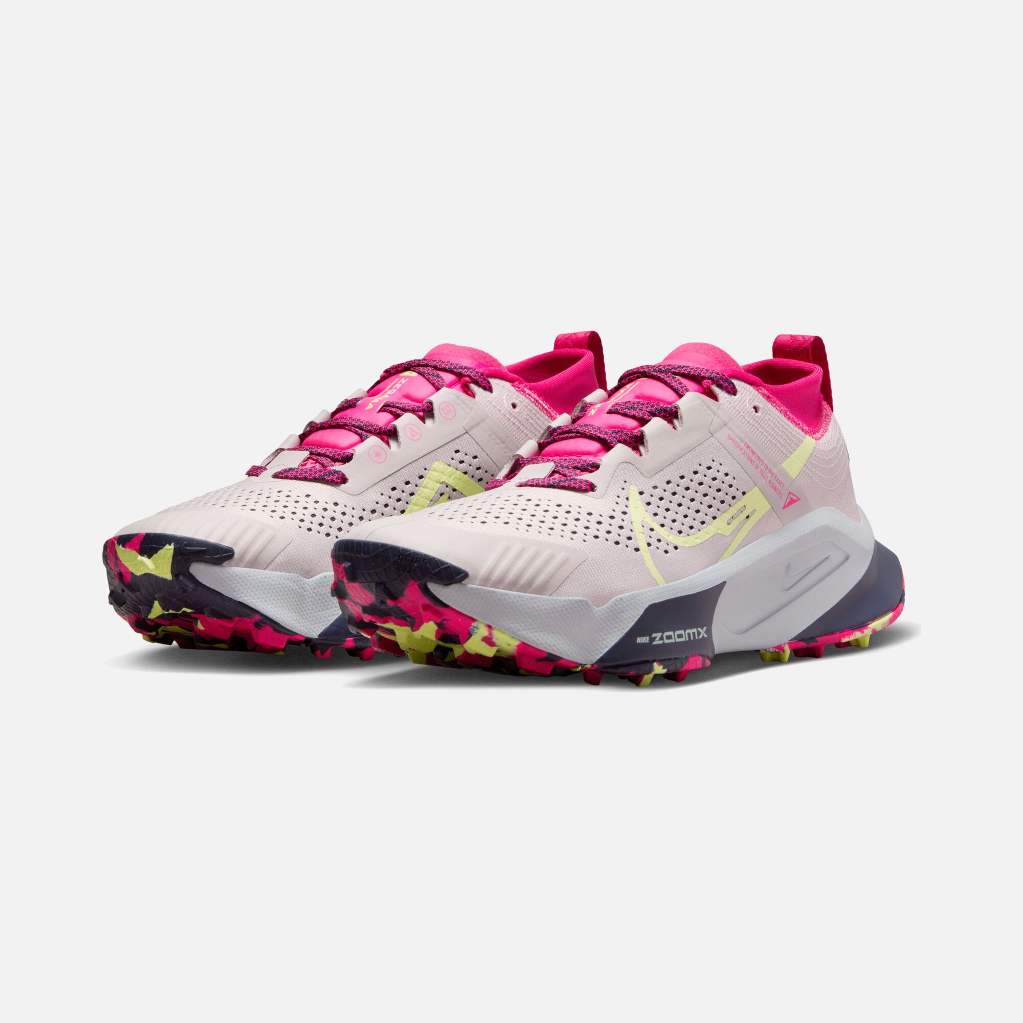 Nike ZoomX Zegama Trail-Running Kadın Spor Ayakkabı