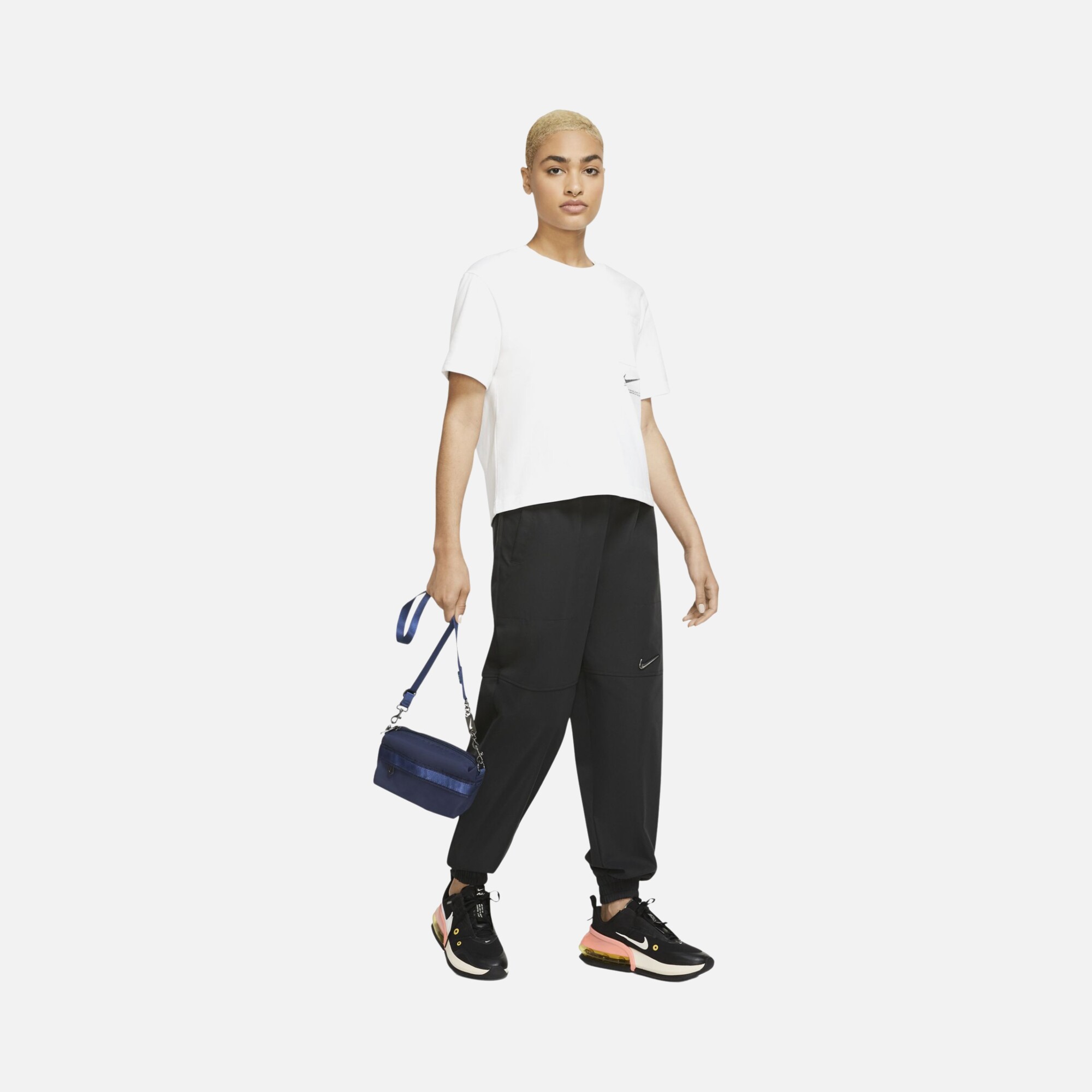 Nike Sportswear Futura Luxe Cross-Body (1 L) Kadın Omuz Çantası