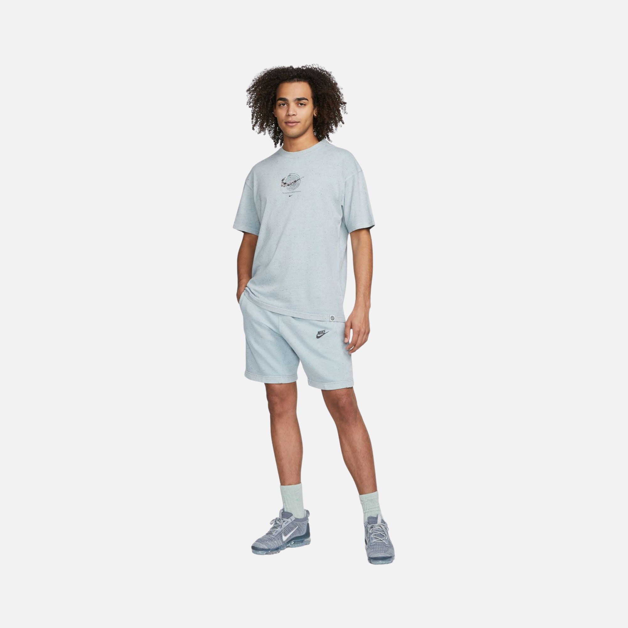 Nike Sportswear ''The Journey To A Better Tomorrow'' Graphic Short-Sleeve Erkek Tişört