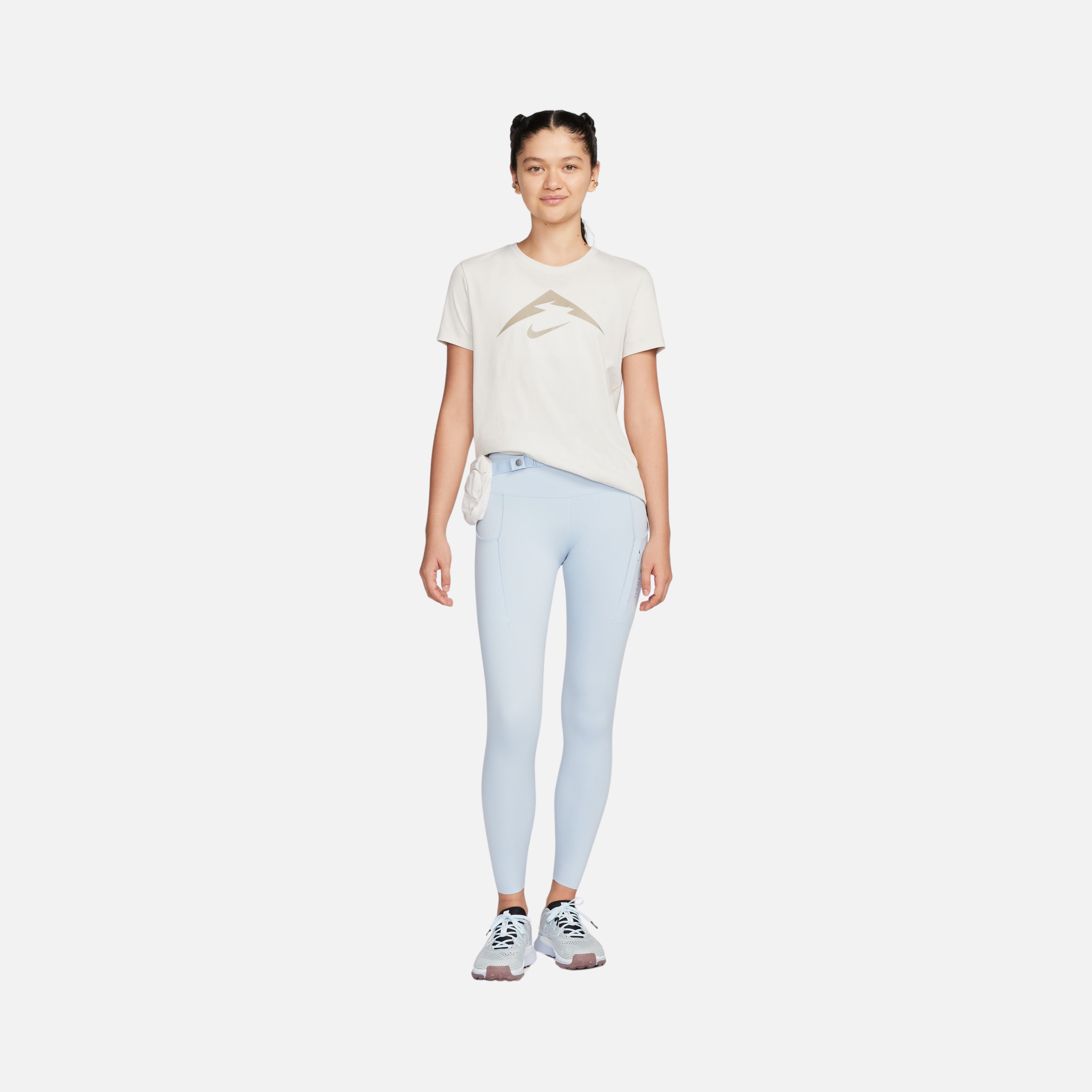 Nike Dri-Fit Legend Trail Running Short-Sleeve Kadın Tişört