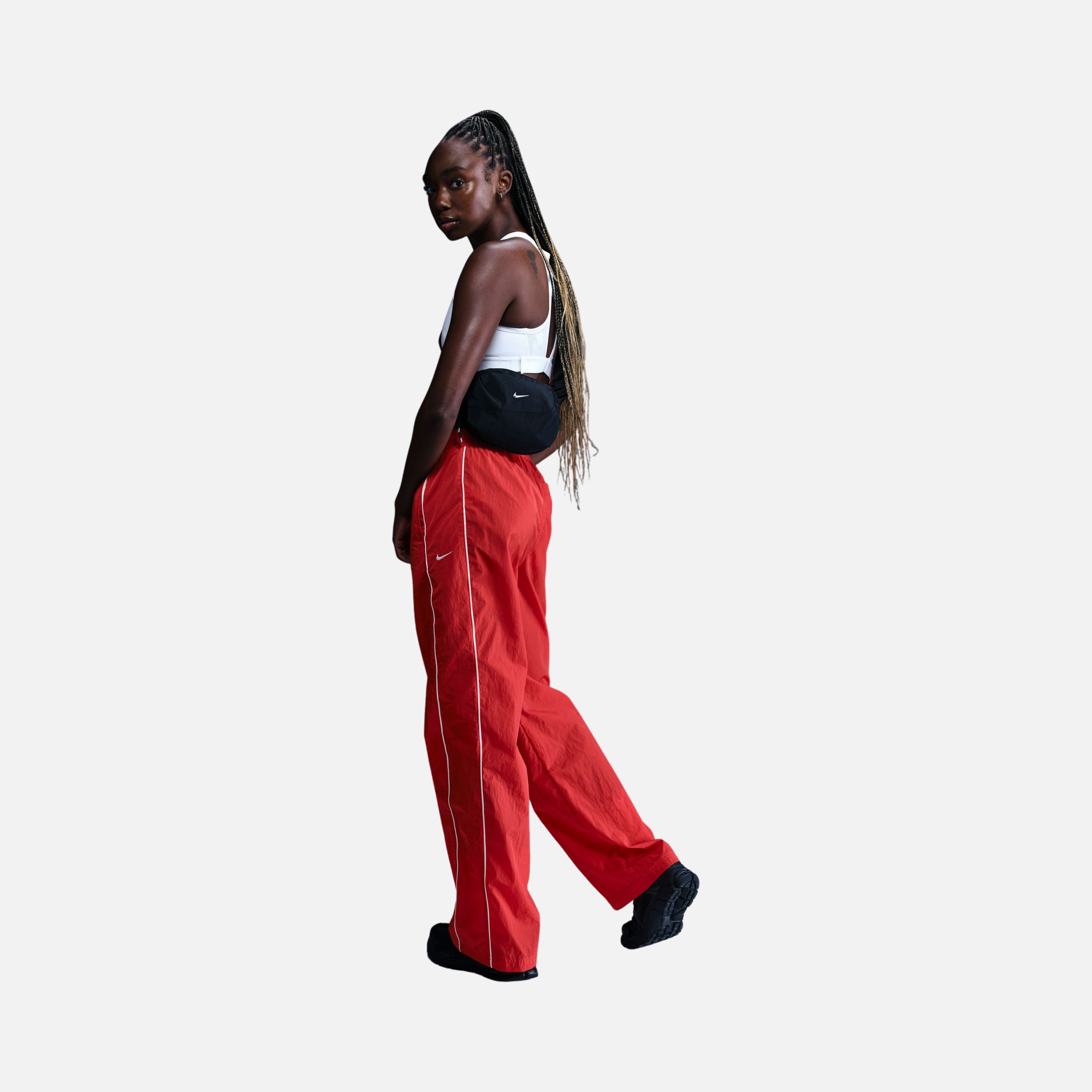 Nike Sportswear Windrunner High-Waisted Woven Open-Hem Kadın Eşofman Altı