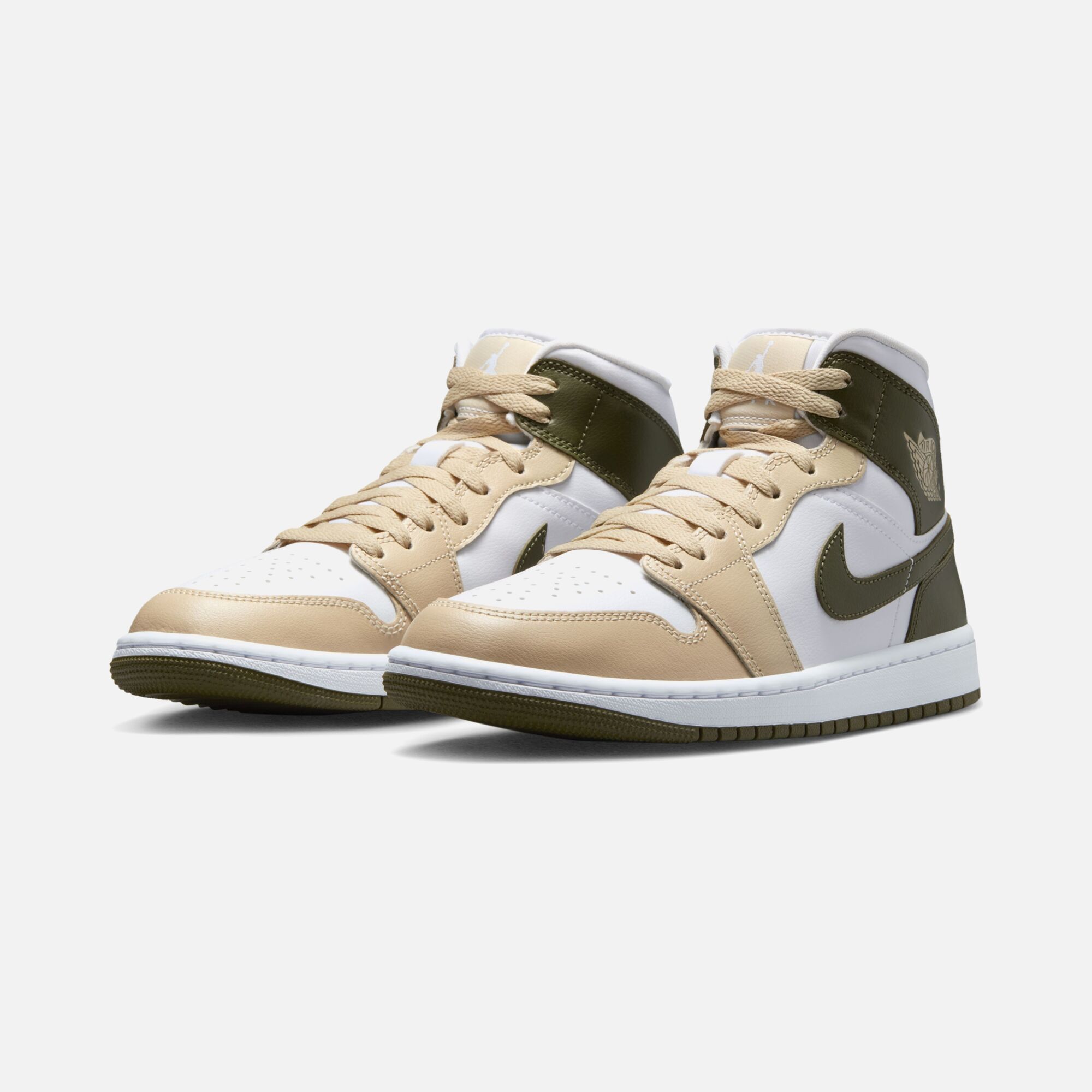 Nike Air Jordan 1 Mid Kadın Spor Ayakkabı