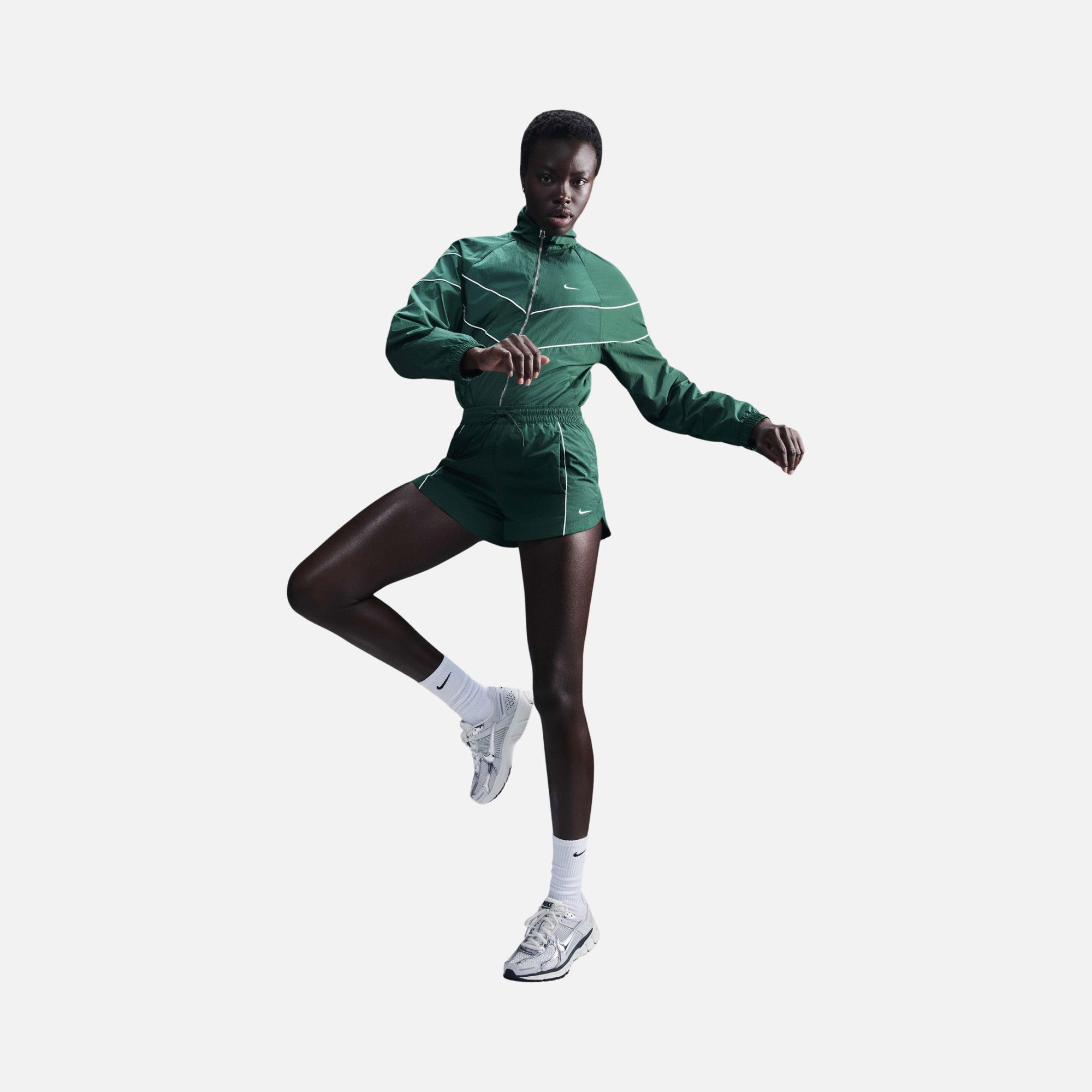 Nike Sportswear Essentials Windrunner Loose UV Woven Lined Full-Zip Kadın Ceket