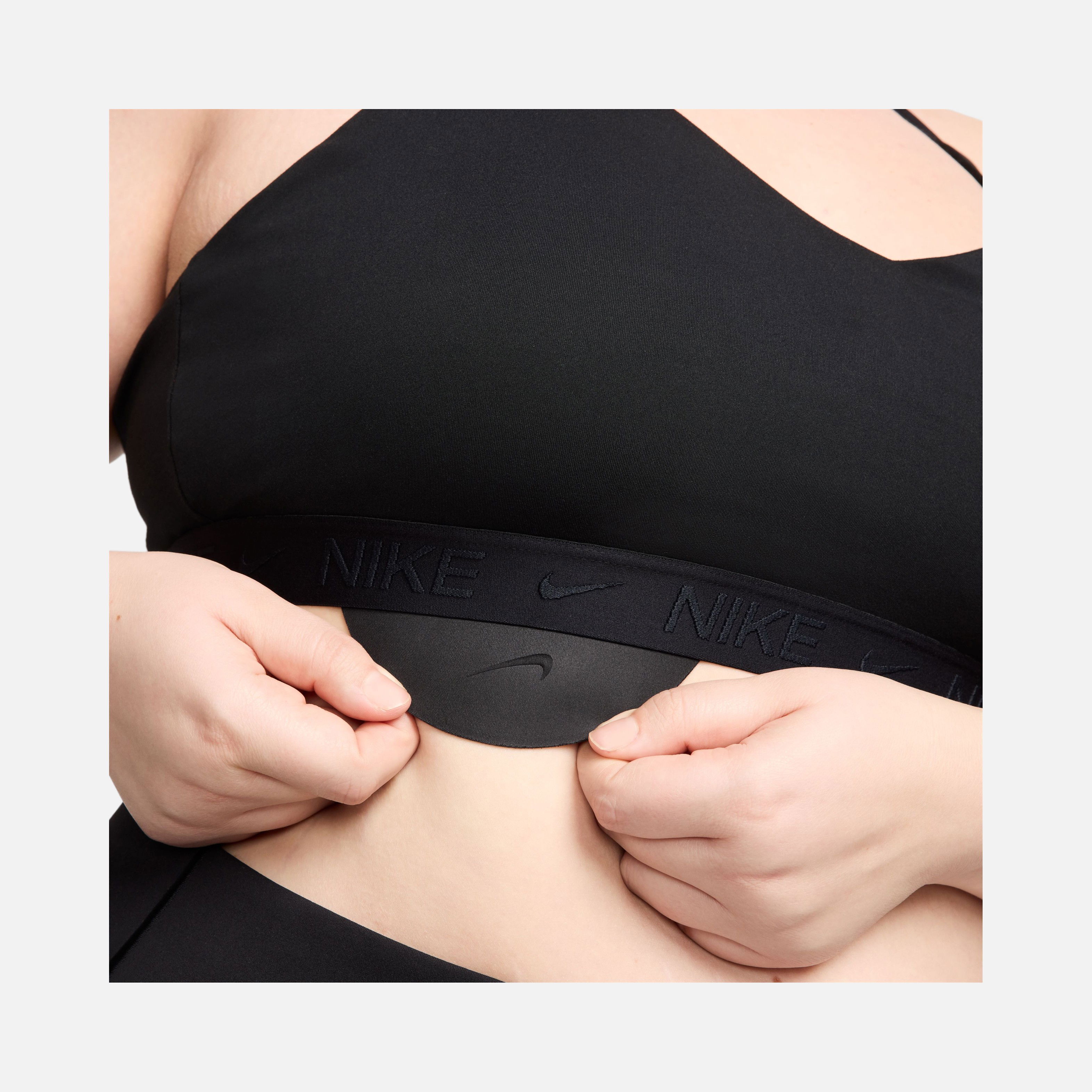 Nike Indy Light-Support Padded Adjustable Training (Plus Size) Kadın Bra